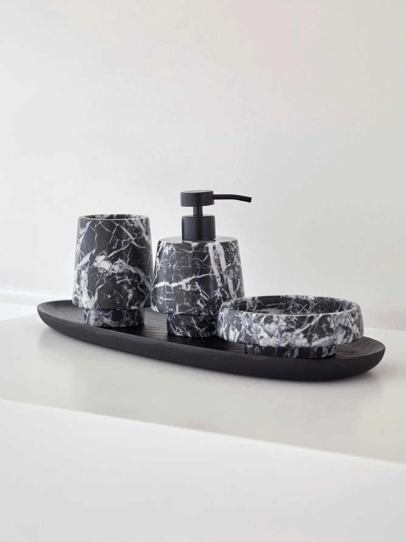 Aquanova Aquanova ORION soap dish Black