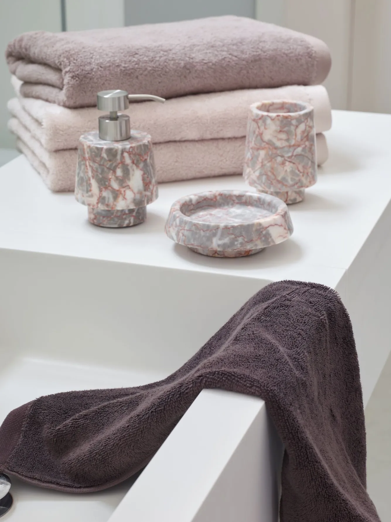 Aquanova Aquanova LONDON towel Cameo 55x100 cm (set/3)