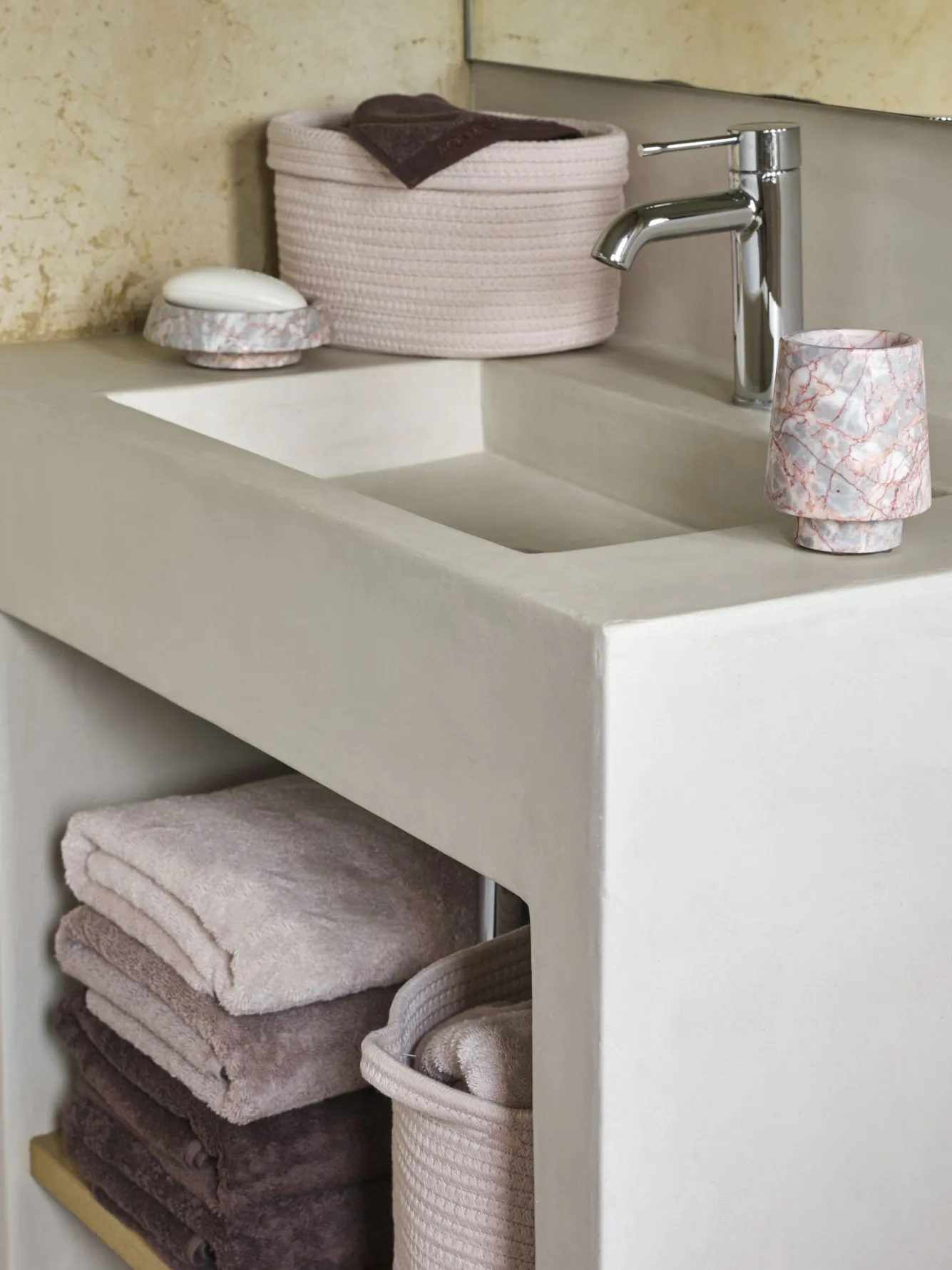 Aquanova Aquanova ORION soap dish Almond