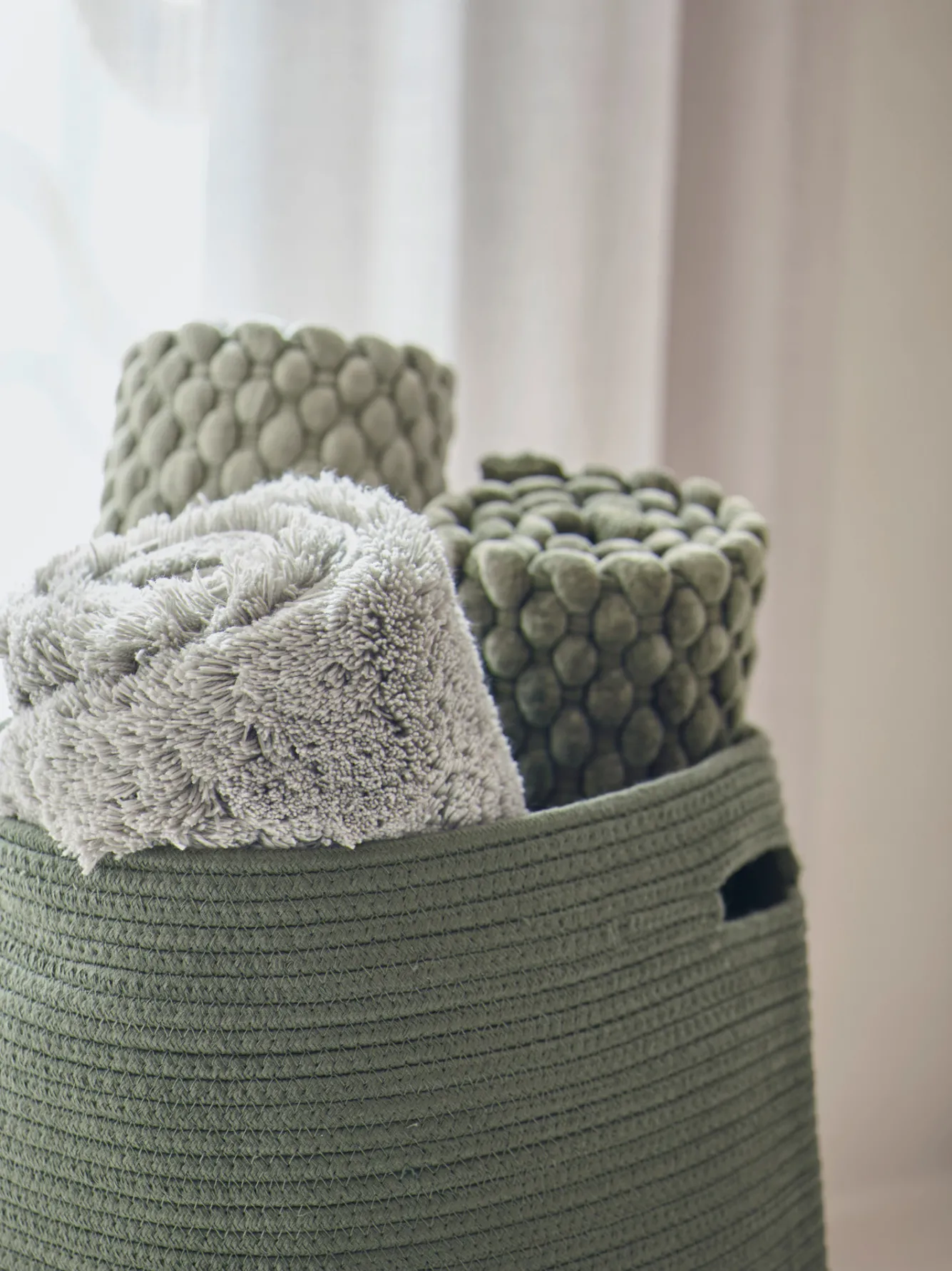 Aquanova Bath mat ALMA color Absynth (ALMBM-128)