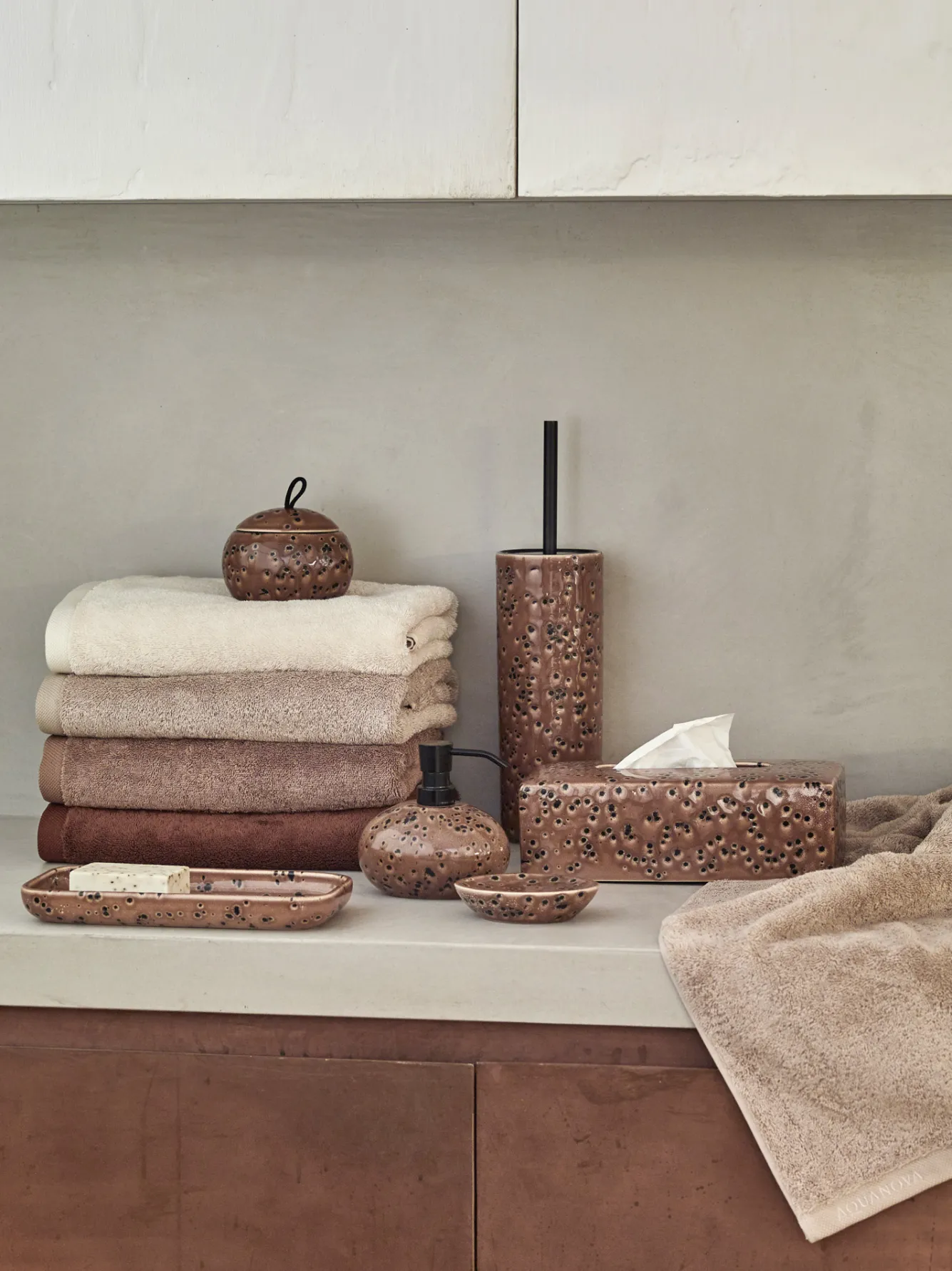 Aquanova Bath mat LONDON color Birch-806