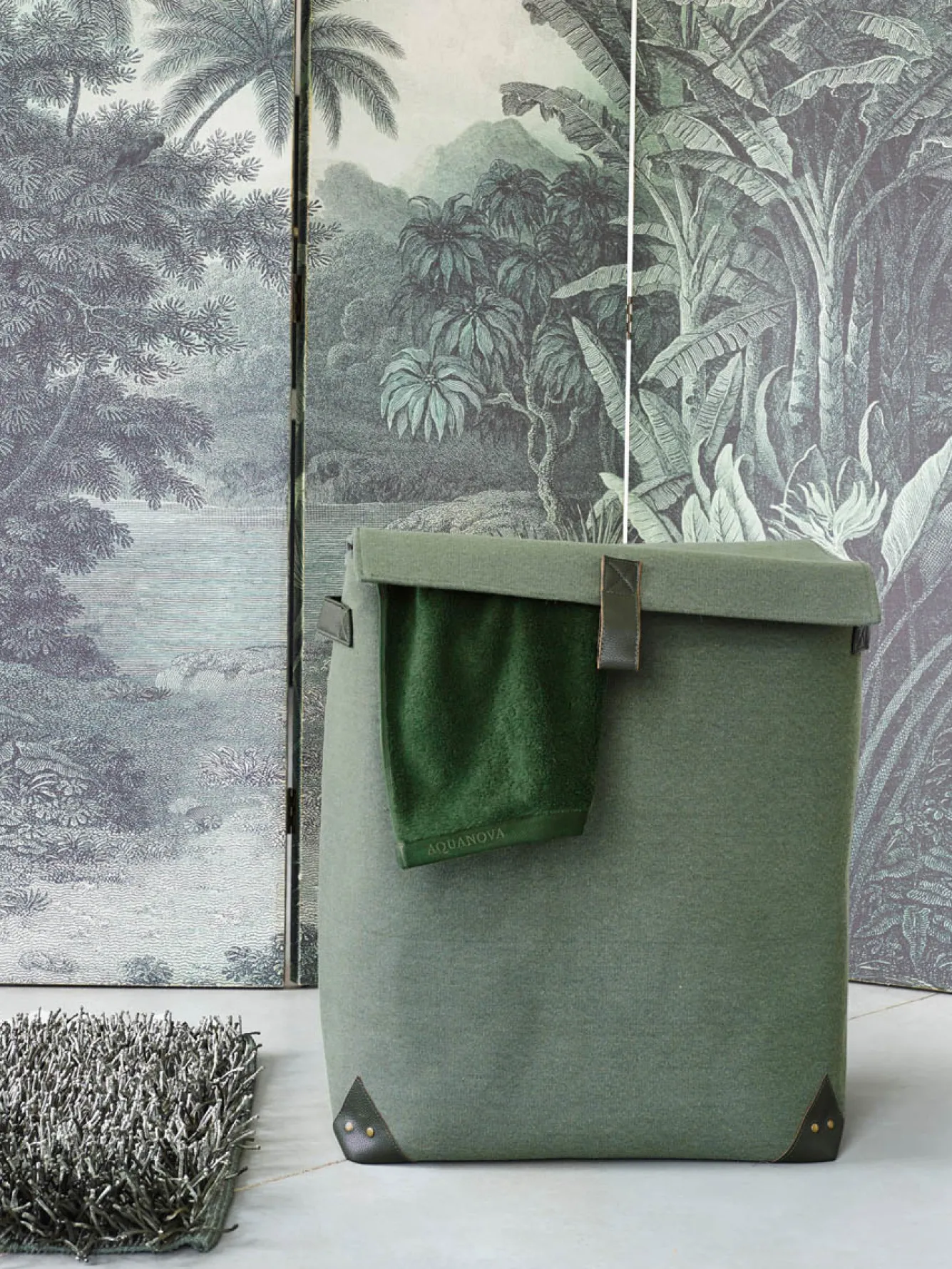 Aquanova Bath mat KEMEN Thyme-293, light green (KEMBM) with anti-slip