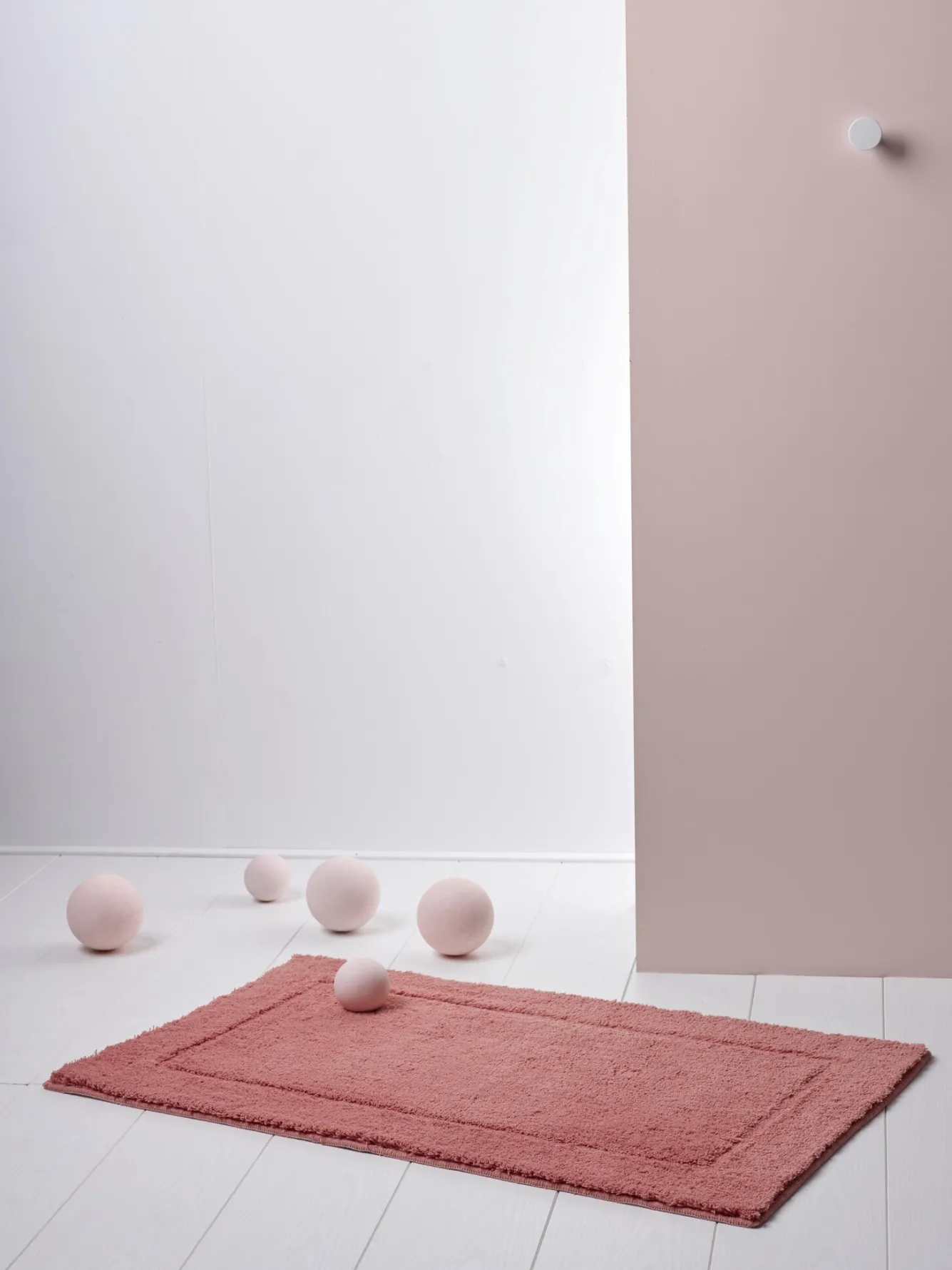 Aquanova Bath mat Accent 60x60cm color Terracotta-08 (ACCBMB-08)