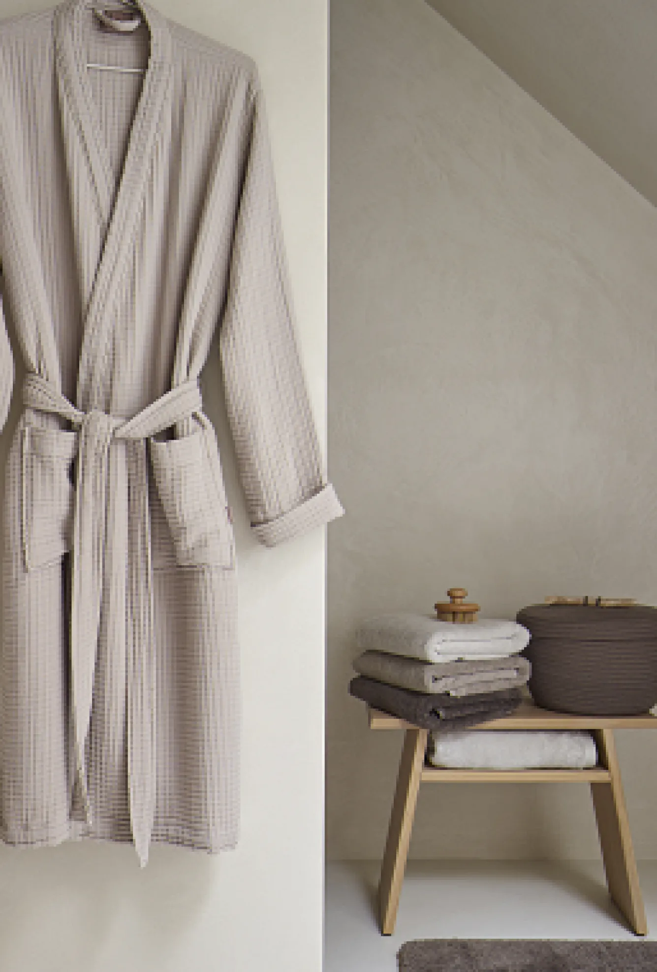 Aquanova Bath textiles LONDON color Truffle-106