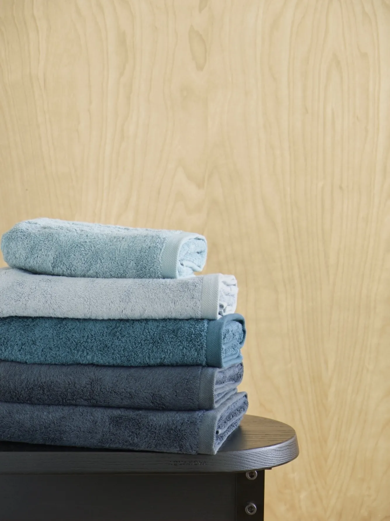 Aquanova Bath textiles LONDON color Aquatic-369 (blue)