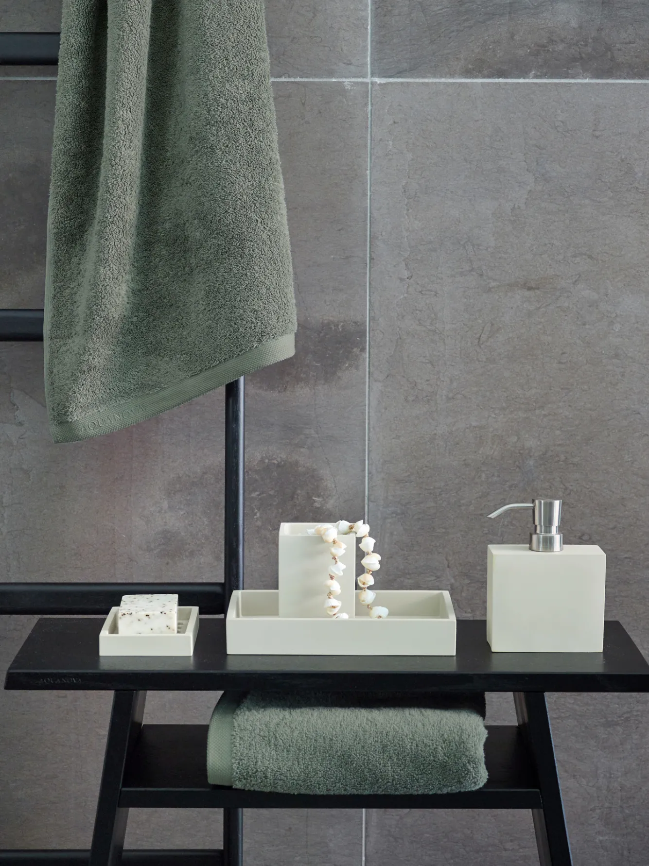 Aquanova Bath textiles LONDON color Forest-269
