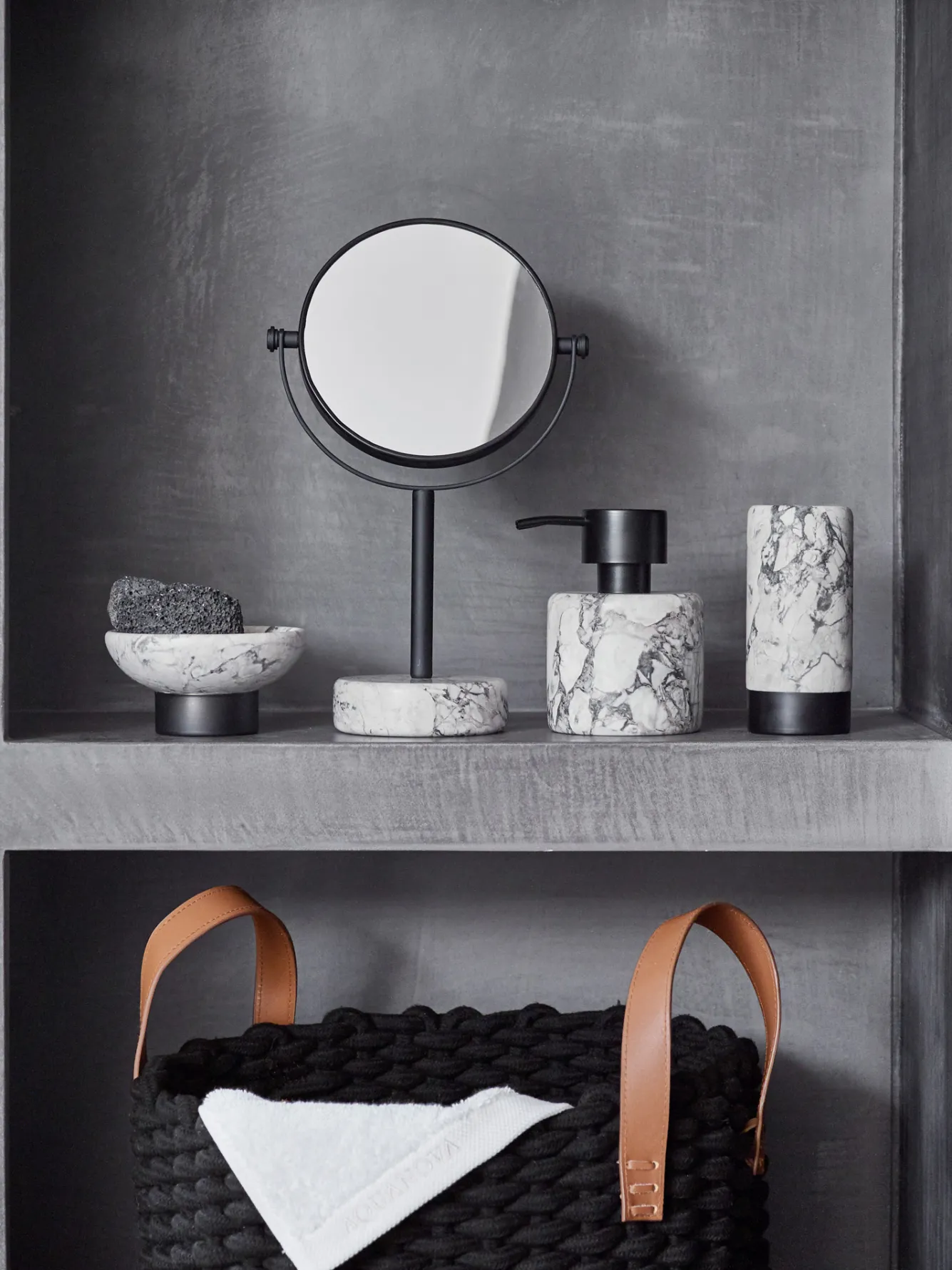 Aquanova Cosmetic mirror NERO color Alba (grey)