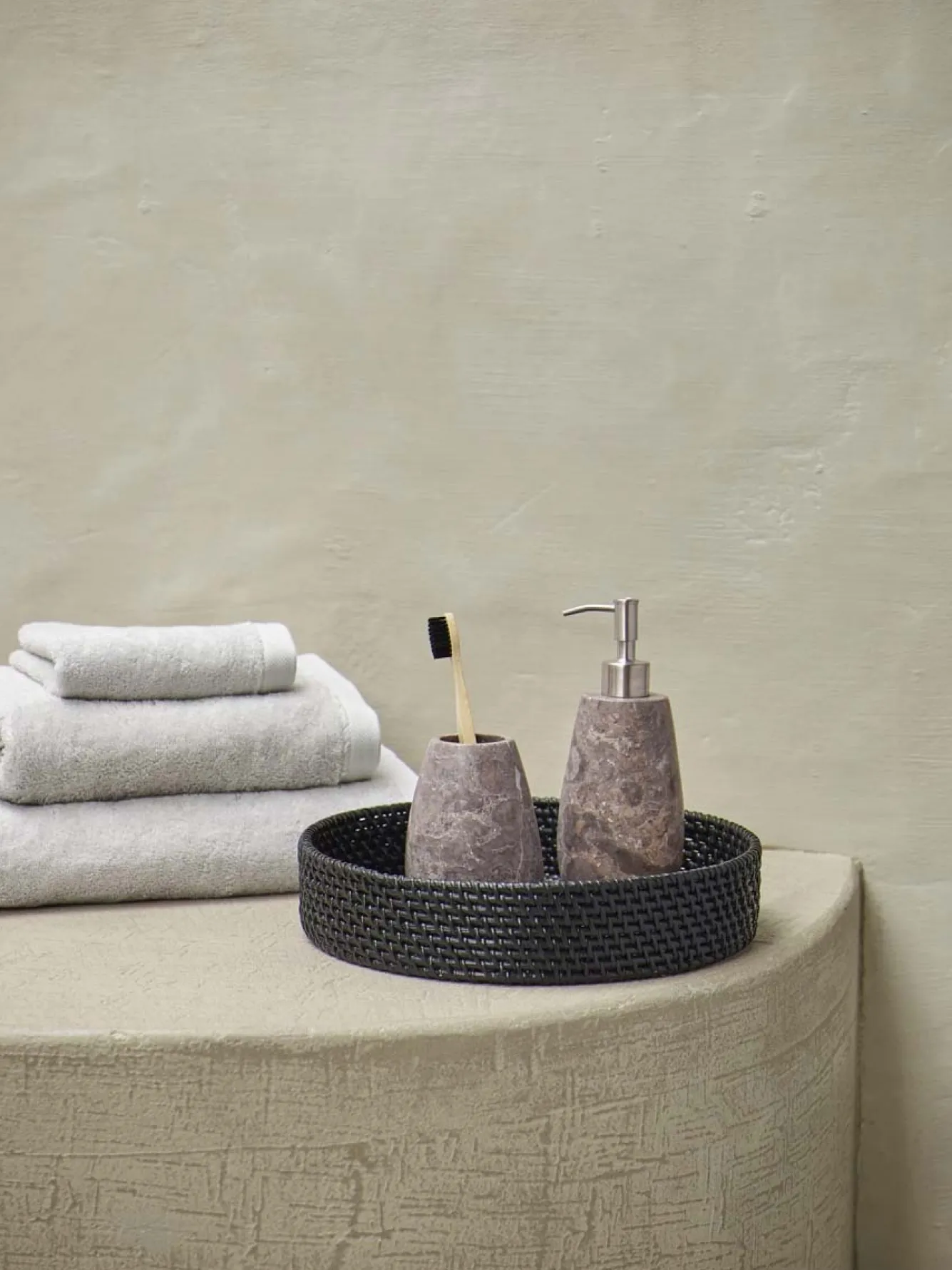 Aquanova Cup / toothbrush holder CONOR color Greige, (gray / beige)