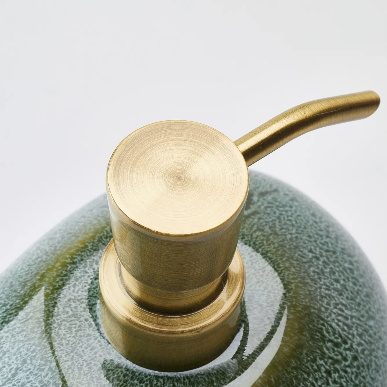 Aquanova Giftbox Ugo soap dispenser Forest  Paris soap Bois de Cèdre (GIFTUGODIS269-BDC)