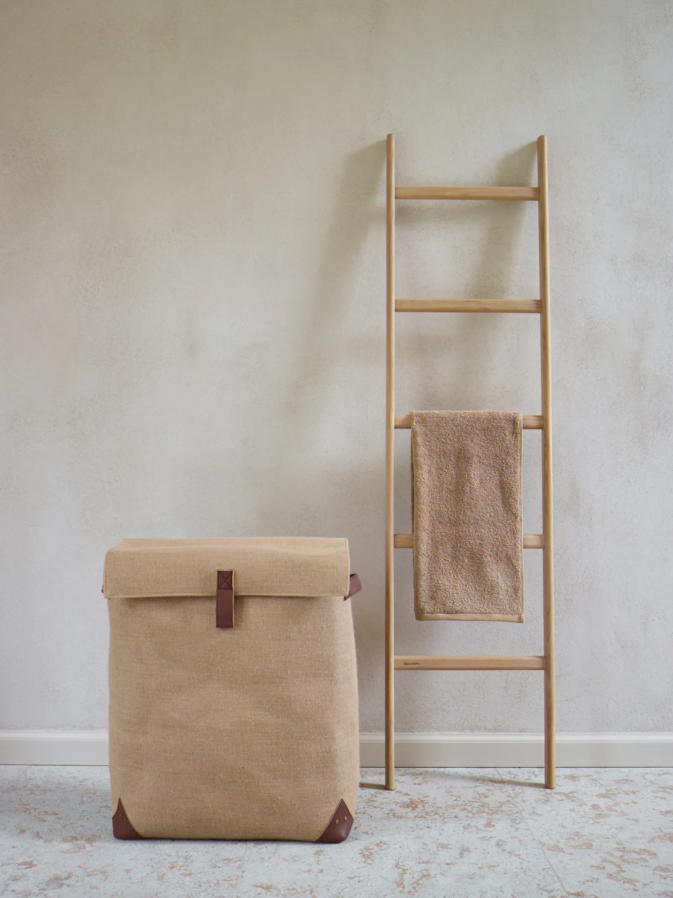 Aquanova Laundry basket ARIAN color Jute (ARILAL-144)