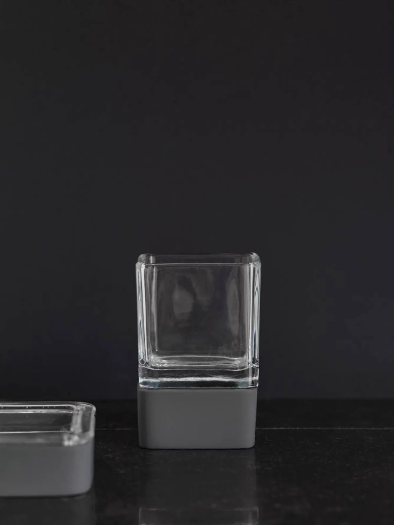 Aquanova ONA Dark Gray-98 soap dish, dark gray (ONASDI-98)