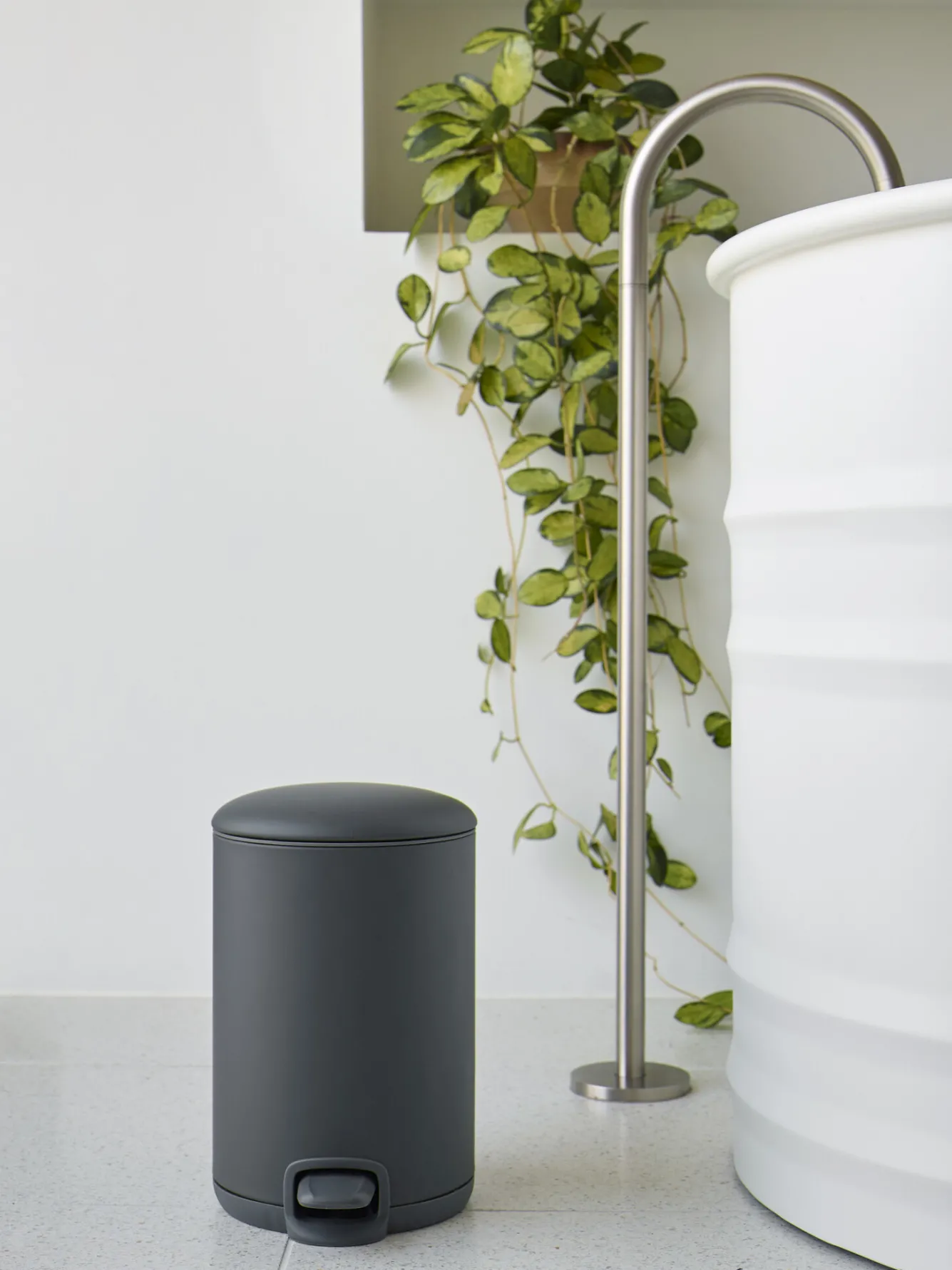 Aquanova Pedal bin KAZ color Dark Gray-98 (gray) 3 liters
