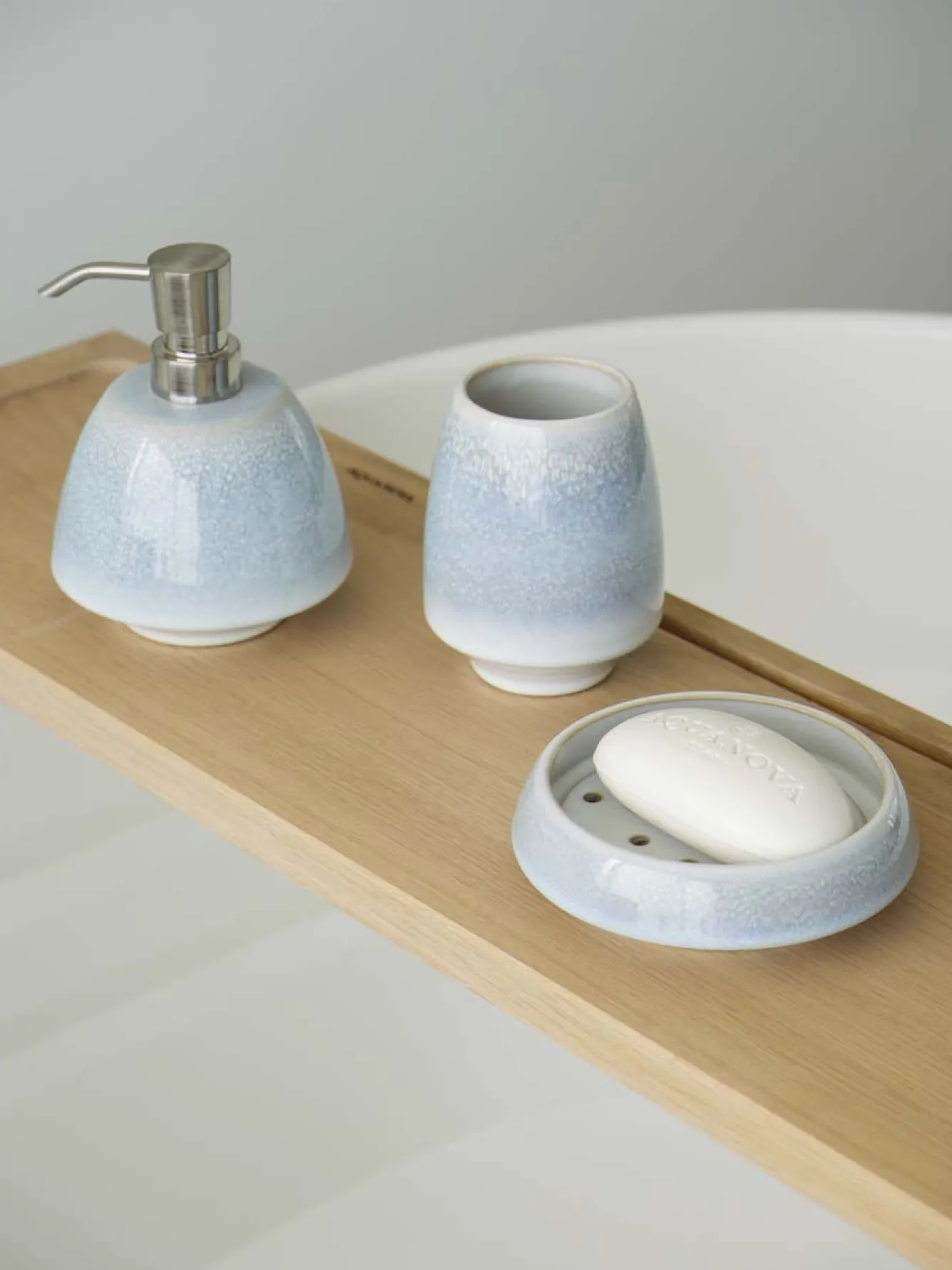 Aquanova Soap dish FIGO color Ice-916