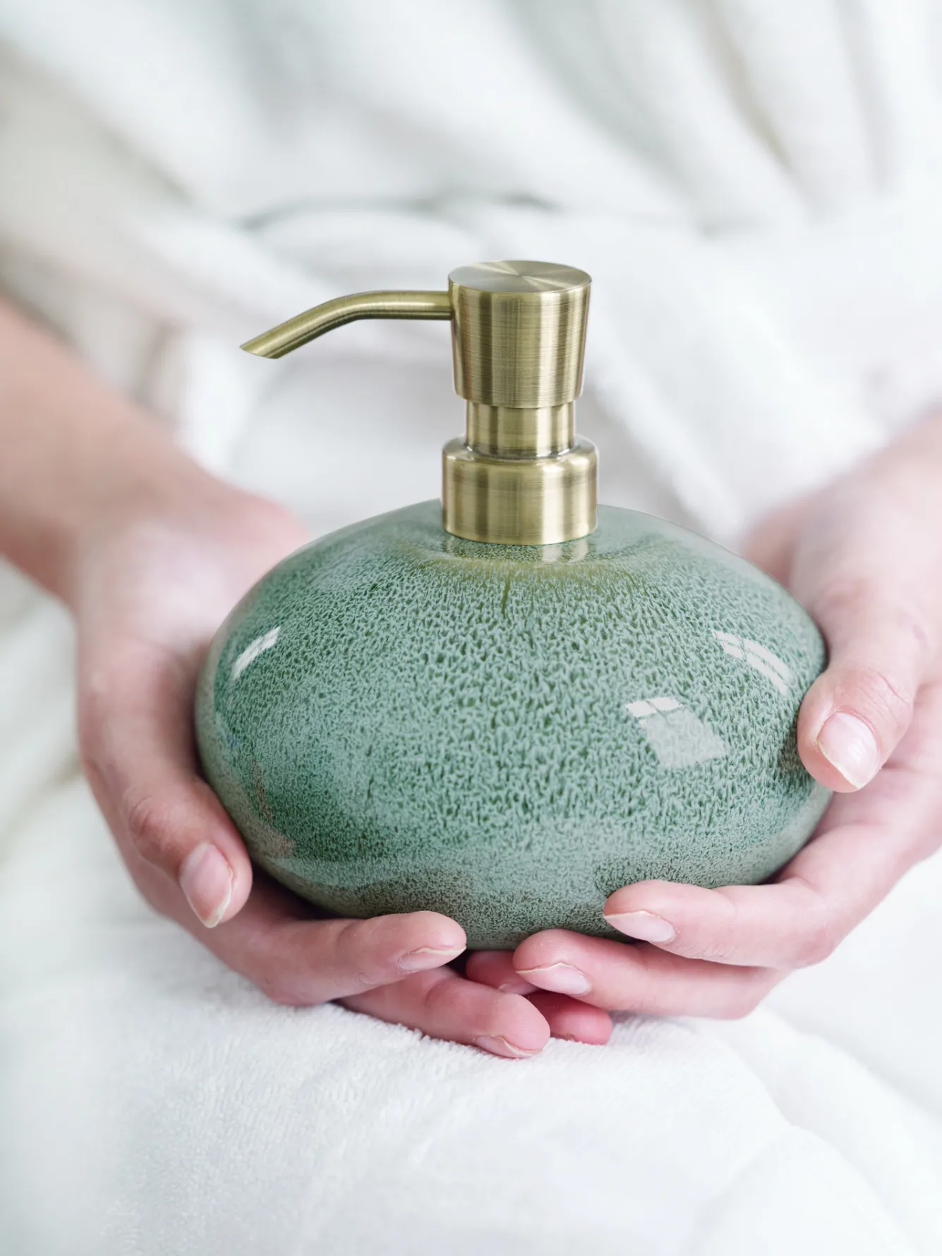 Aquanova Soap dish UGO color Forest-269 (green)