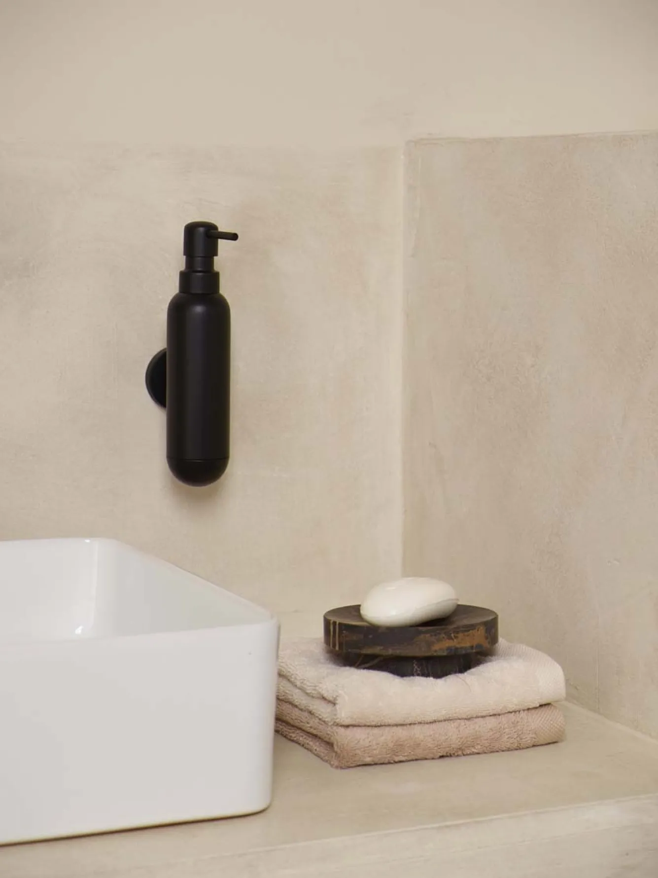 Aquanova Soap dispenser wall STEN color Black-09 (black)
