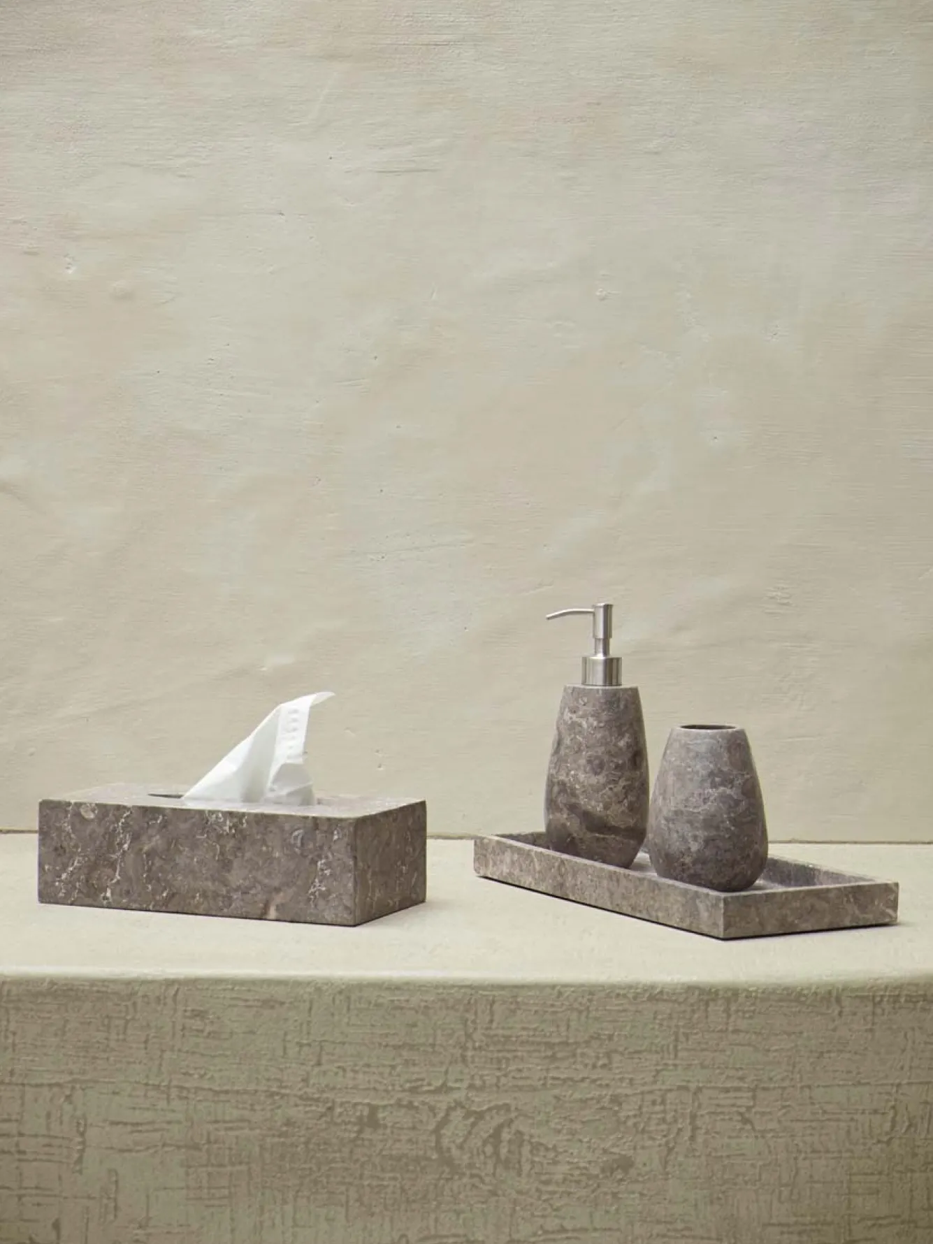 Aquanova Tissue holder CONOR color Greige, (gray / beige)