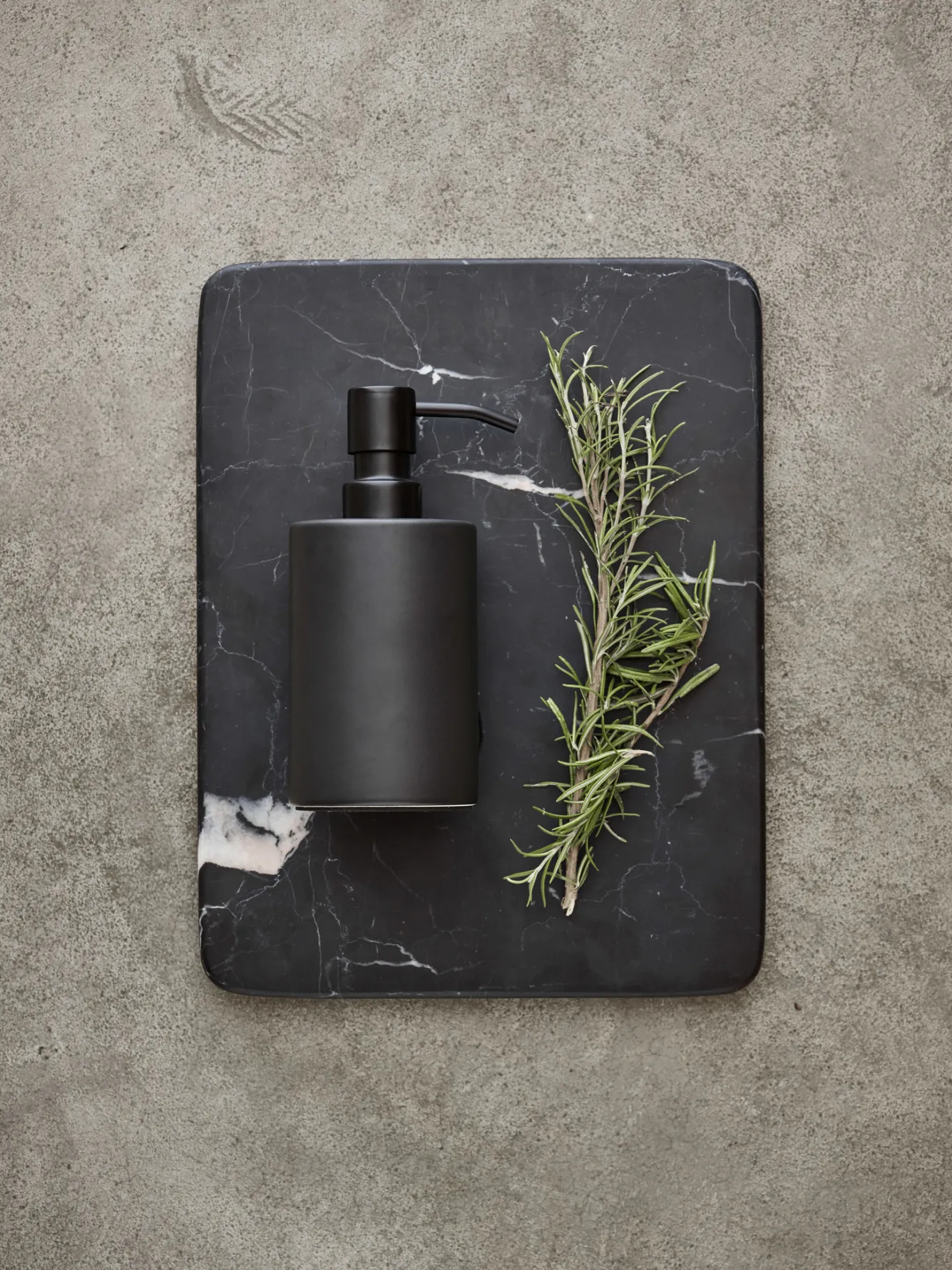 Aquanova Tray / bowl NERO color Black (black)