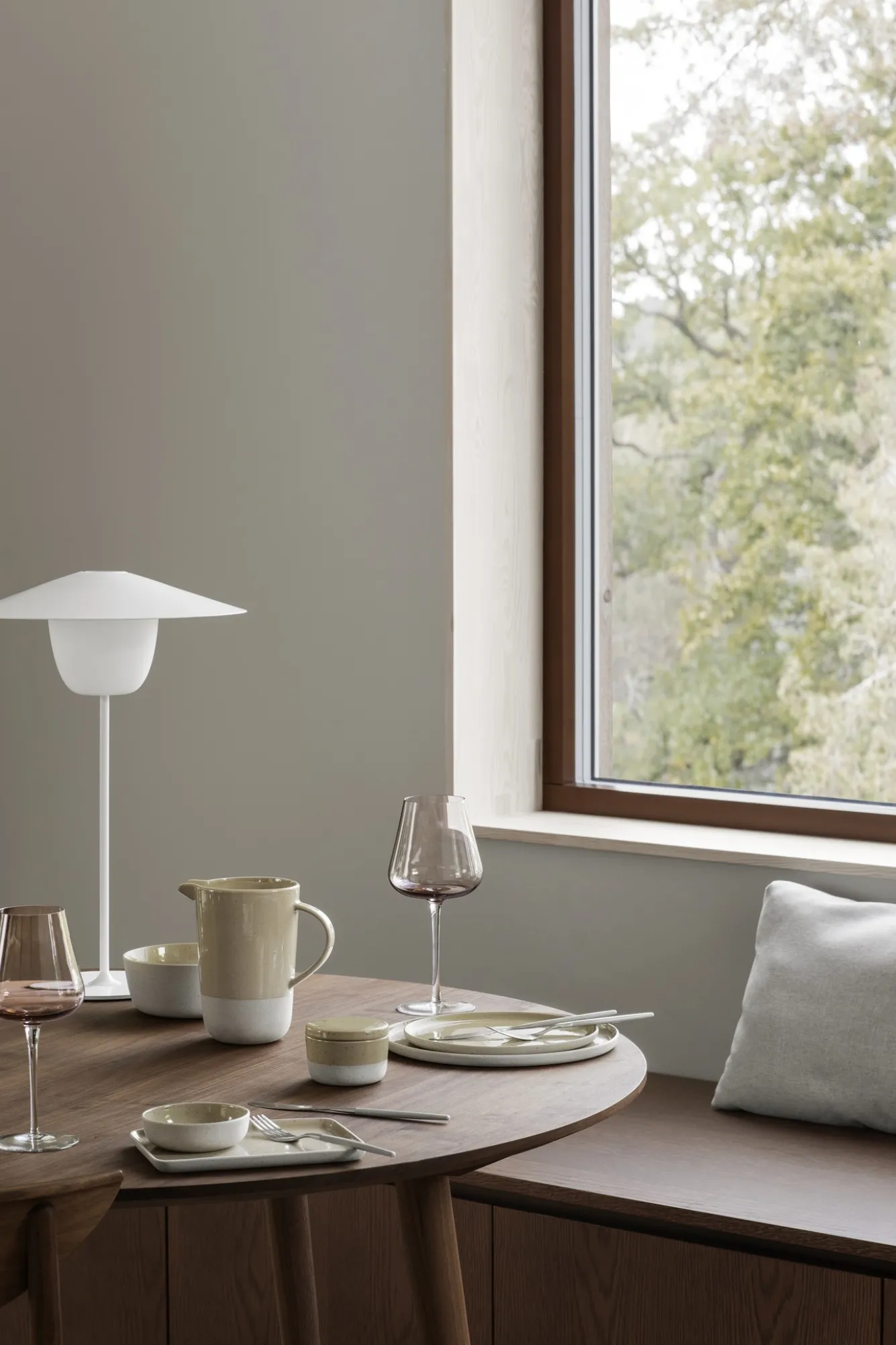 Blomus ANI table lamp color White (large) 66068