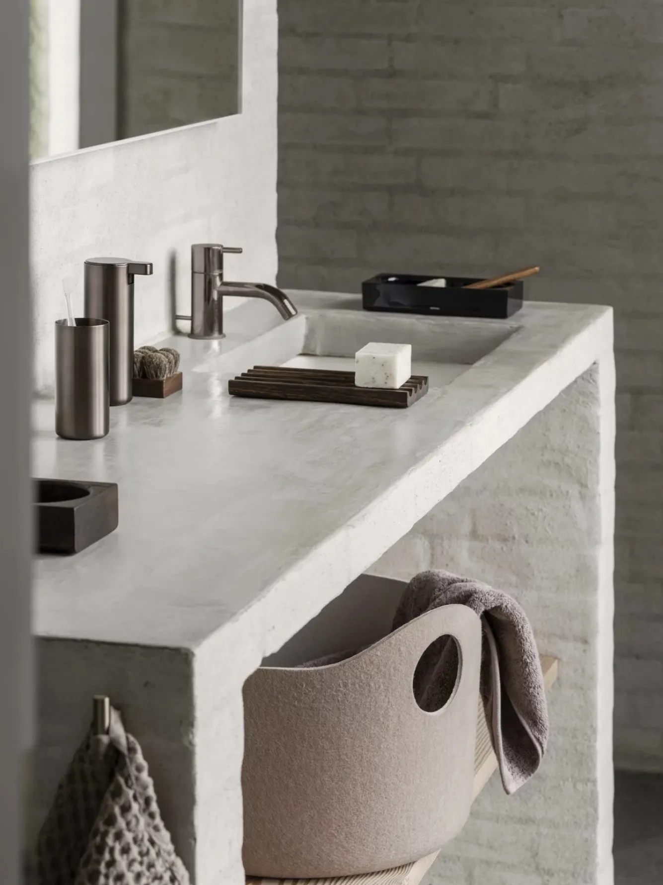 Blomus Blomus MODO towel hook Burned metal