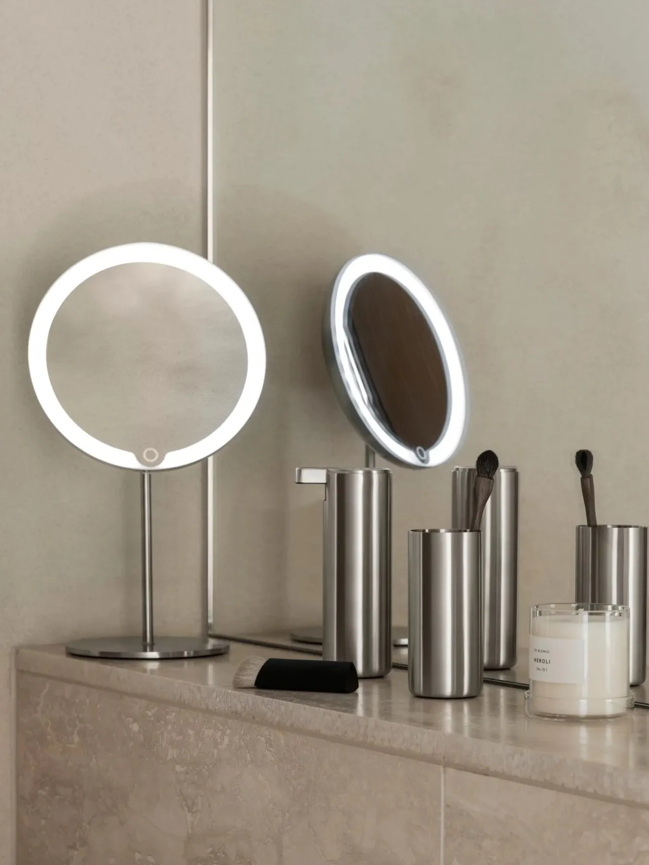 Blomus Blomus MODO LED cosmetic mirror wall mat