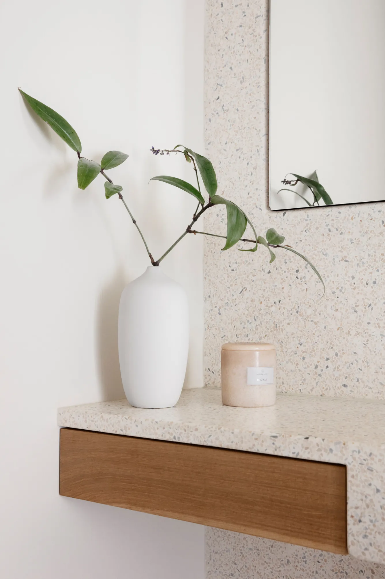 Blomus CEOLA vase 18 cm - color White (66167)