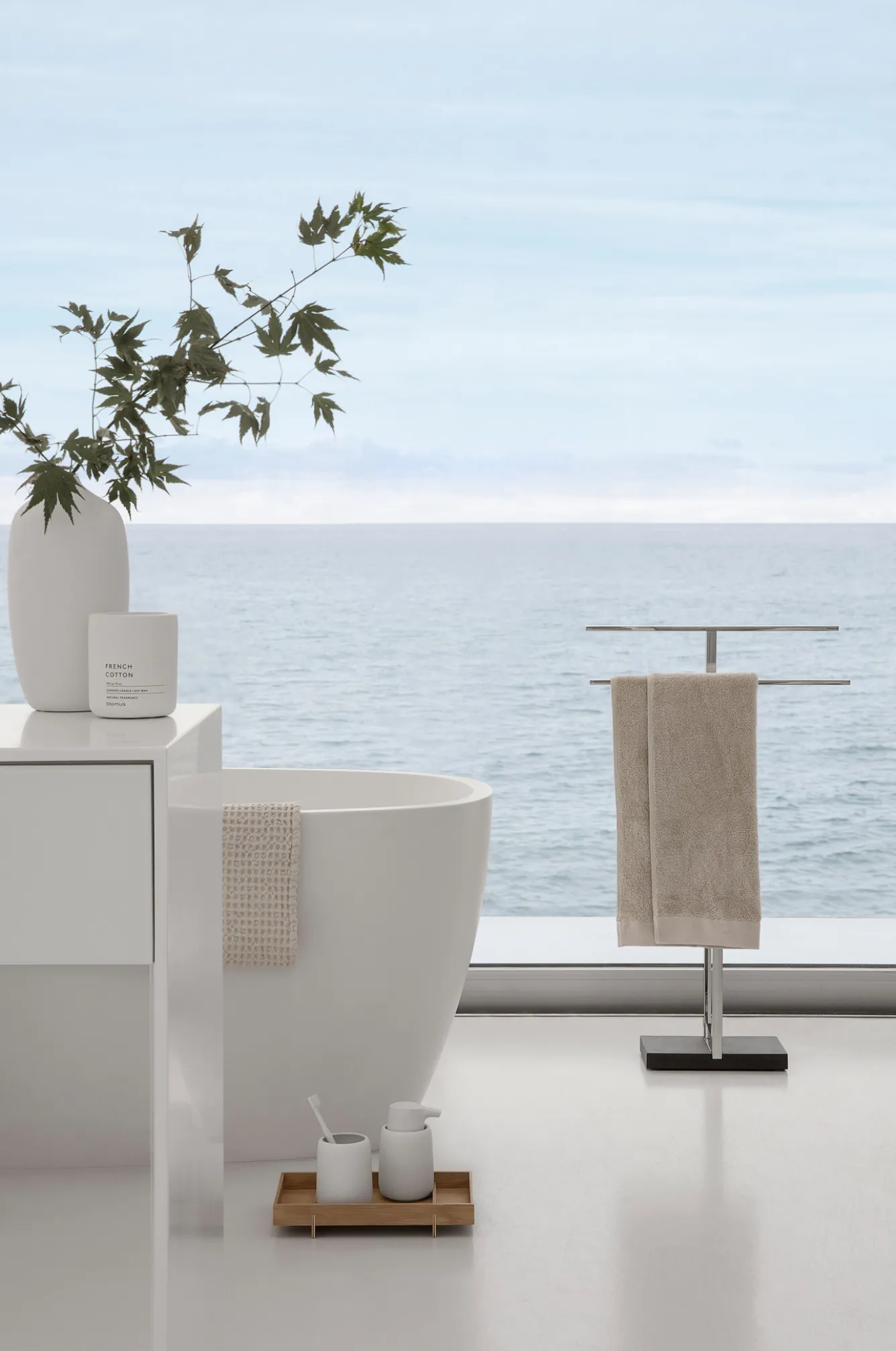 Blomus CEOLA vase 13 cm - color White (66170)