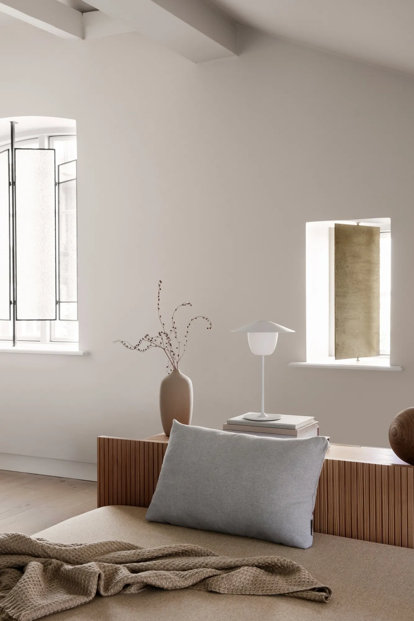 Blomus CEOLA vase 21 cm - color Nomad (66176)