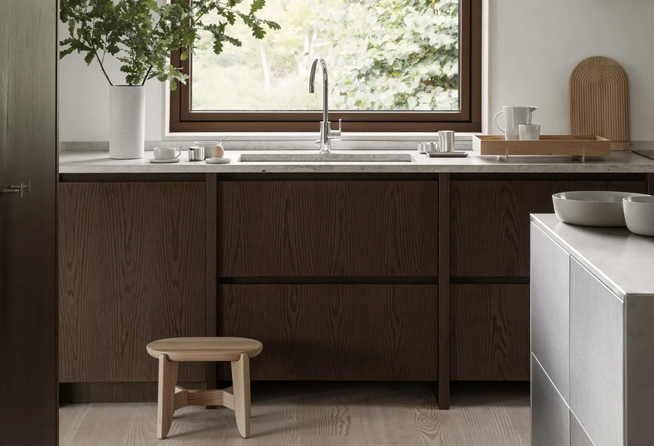 Blomus ELI step / stool - oak wood - 66511