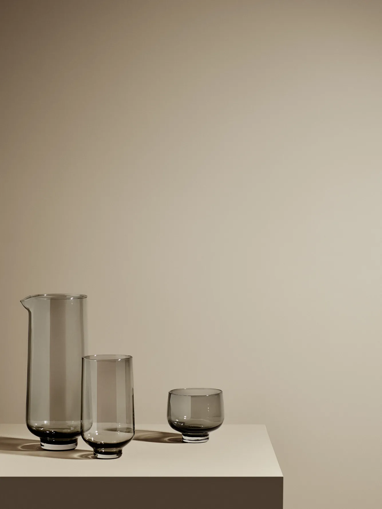 Blomus FLOW water carafe color Coffee (64303)