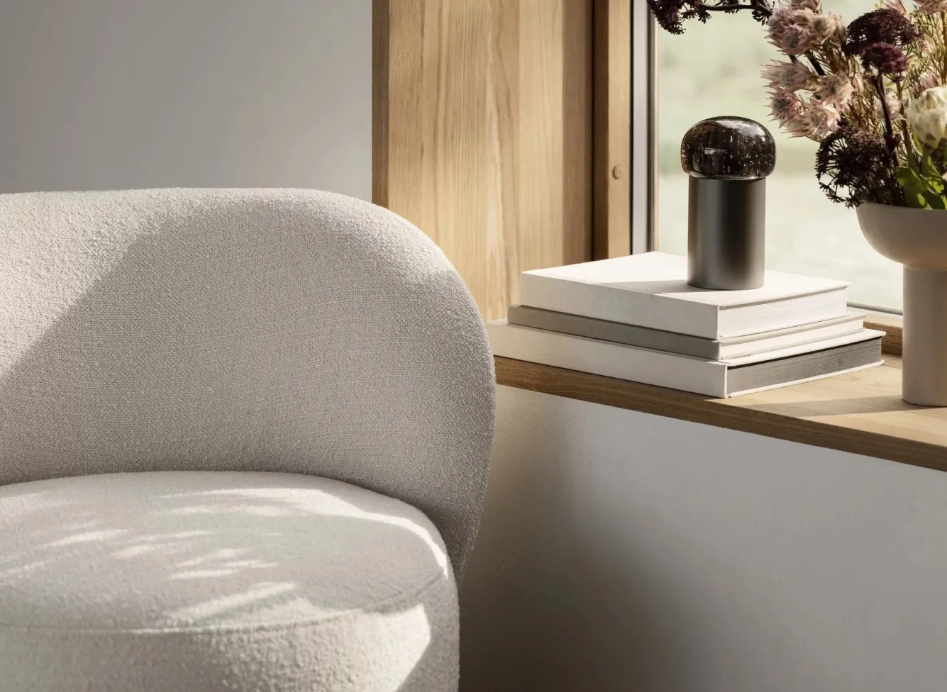 Blomus IRIS table lamp color Gunmetal (67043)