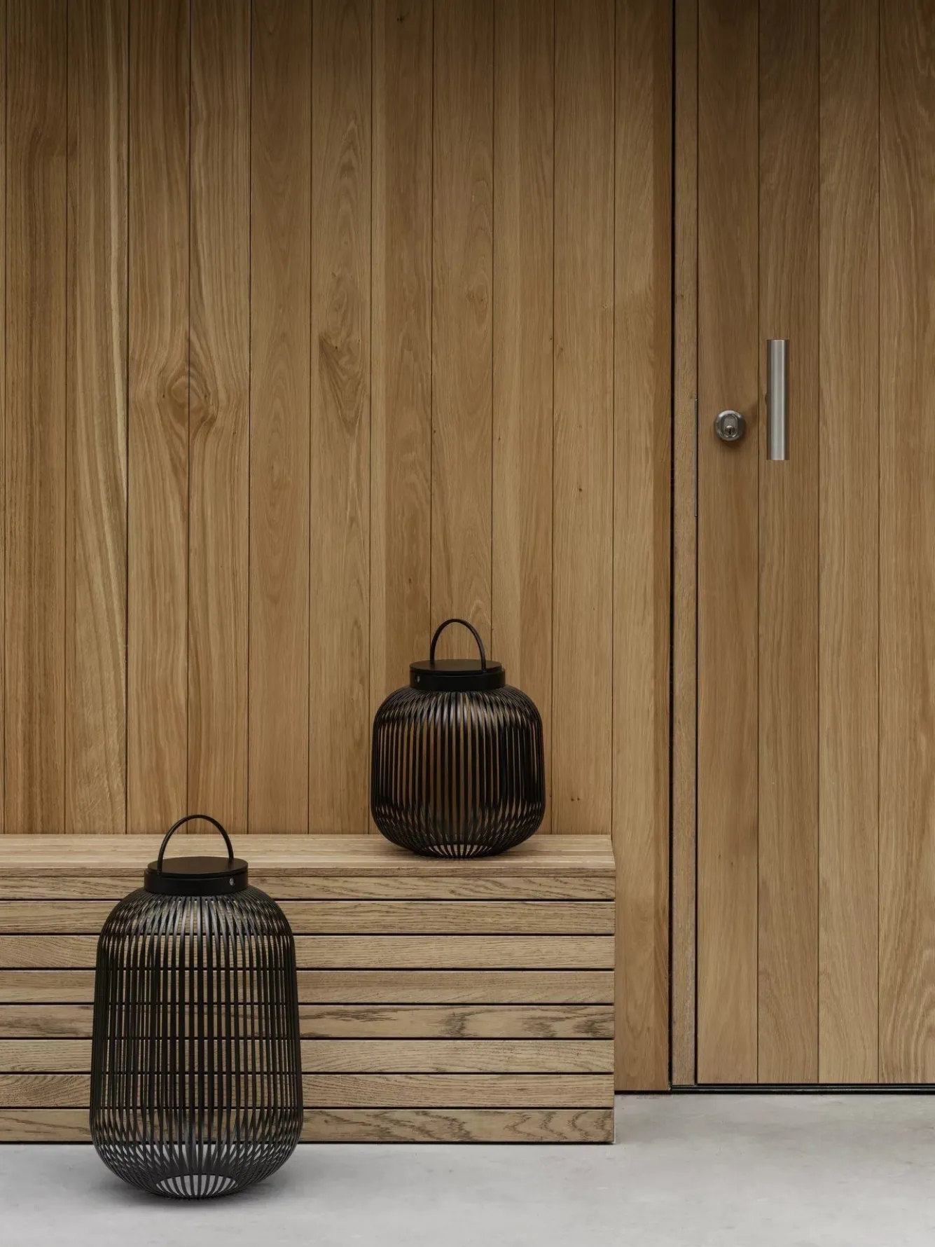 Blomus LITO LED lamp color Black (medium) 67054