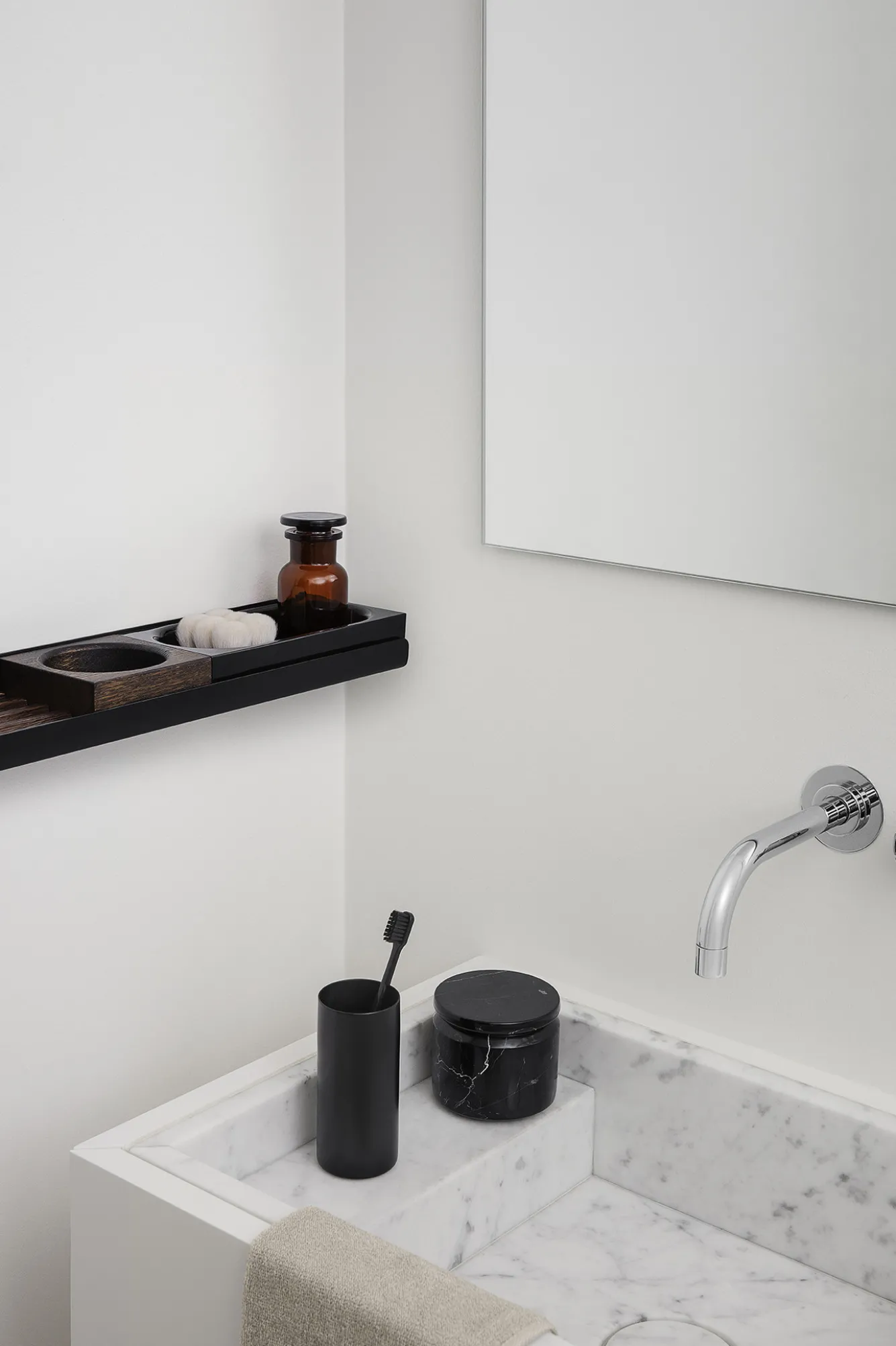 Blomus MODO cup / toothbrush holder black (69082)