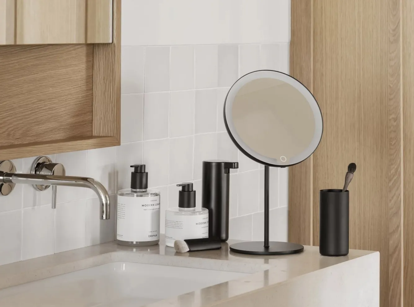 Blomus MODO LED cosmetic mirror black (66350)