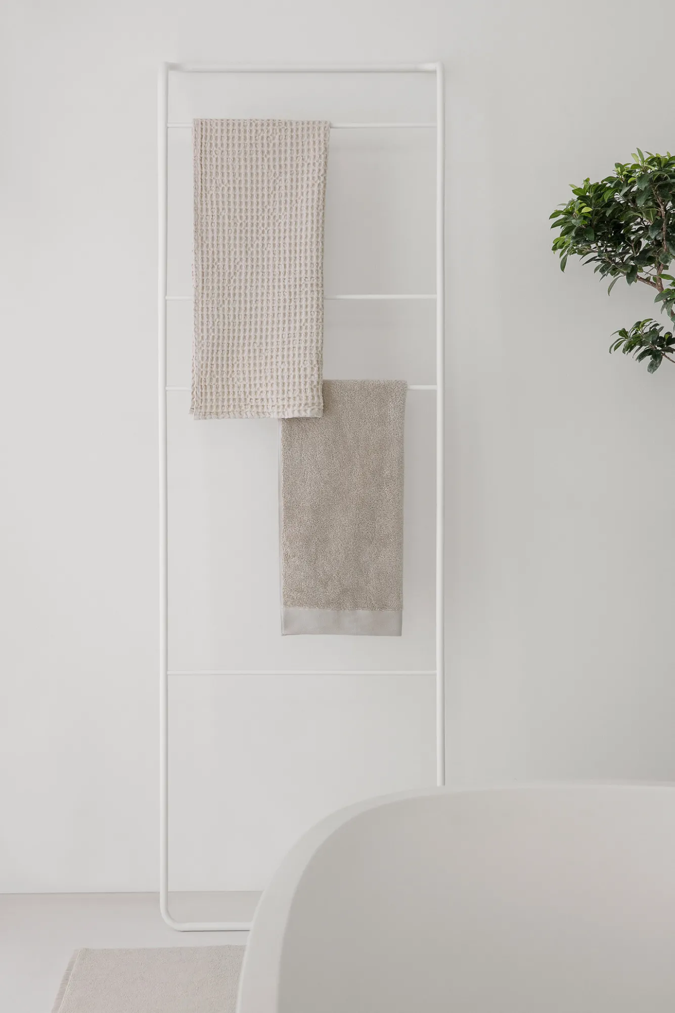 Blomus MODO Towel ladder white (66272)