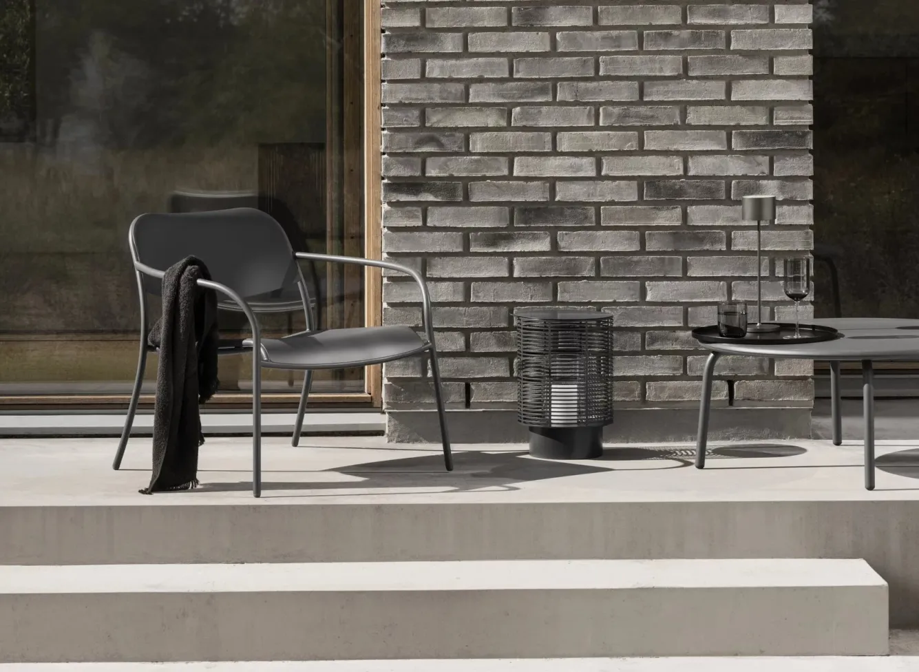 Blomus OLEA lantern / lantern color Gunmetal (large) 66668