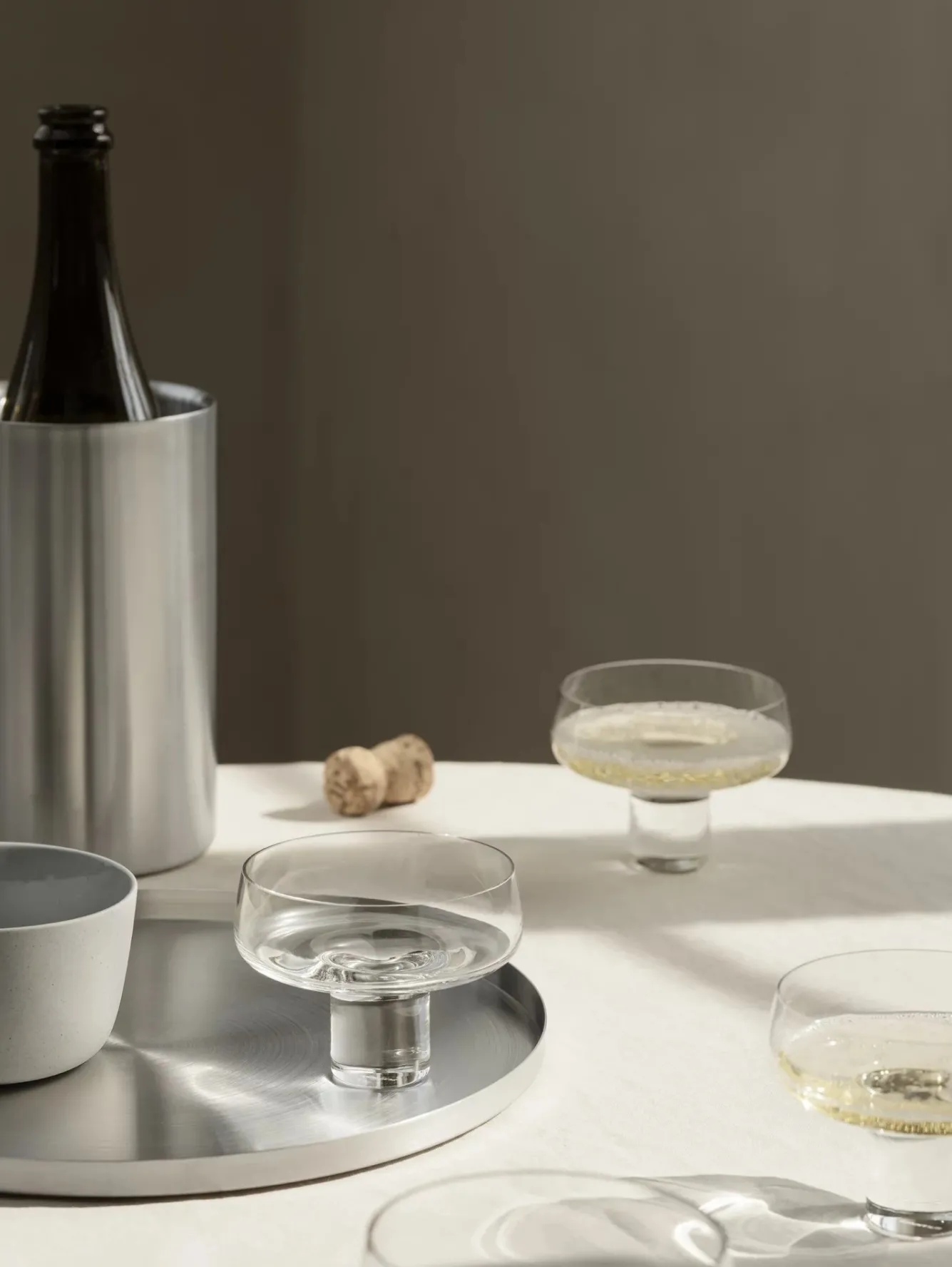 Blomus PEASY tray 38 cm color Moonbeam (beige) - 64488