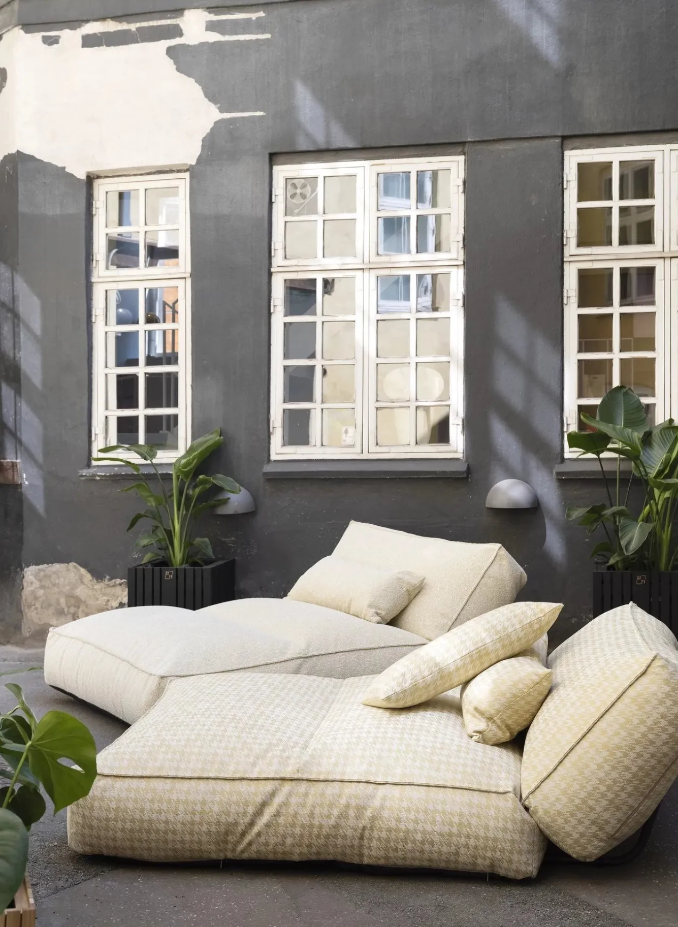 Blomus STAY cushion Reah - color Sun (62159) 80x40 cm