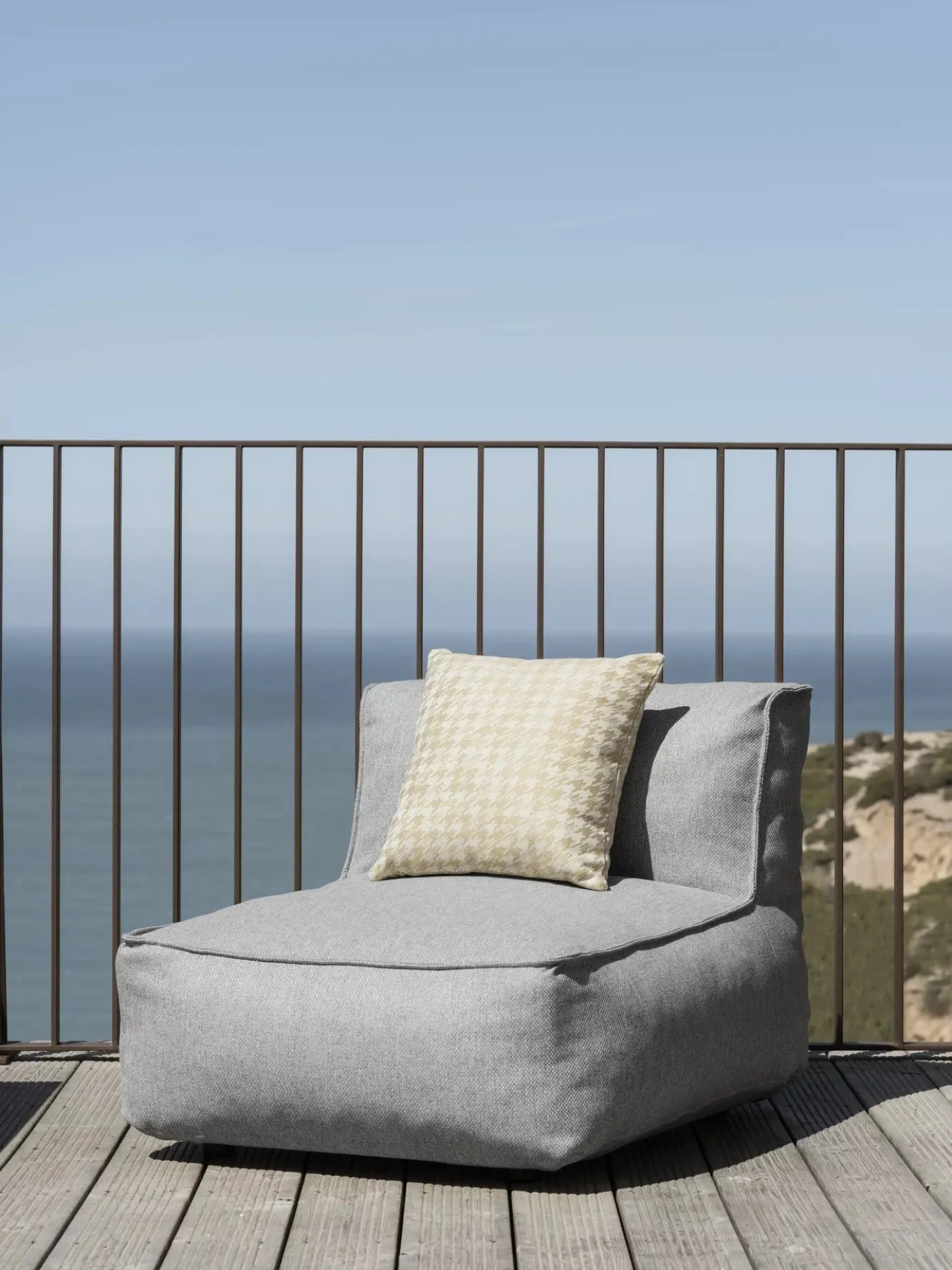 Blomus STAY cushion Twigh - color Sun (62139) 45x45 cm