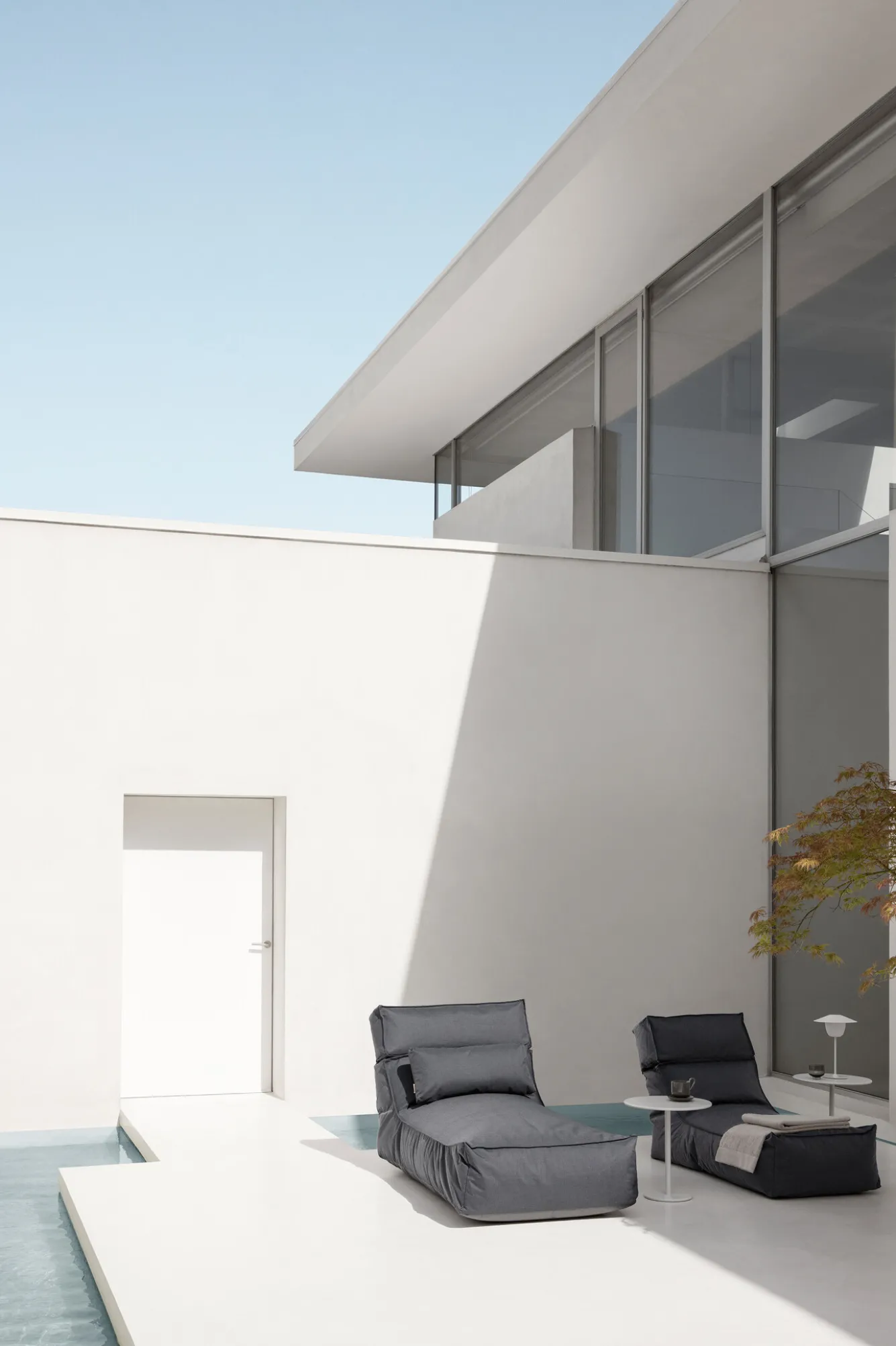 Blomus STAY cushion 70x30 cm color Coal (62013)