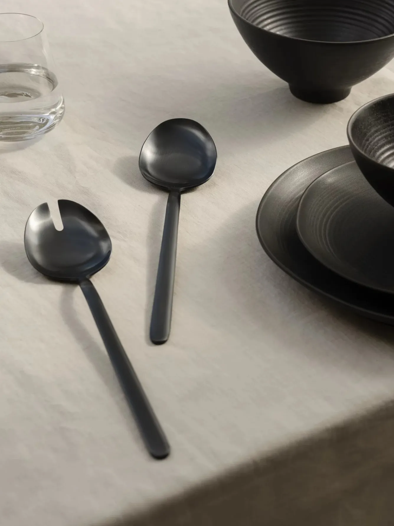 Blomus STELLA salad cutlery color Black - 64473