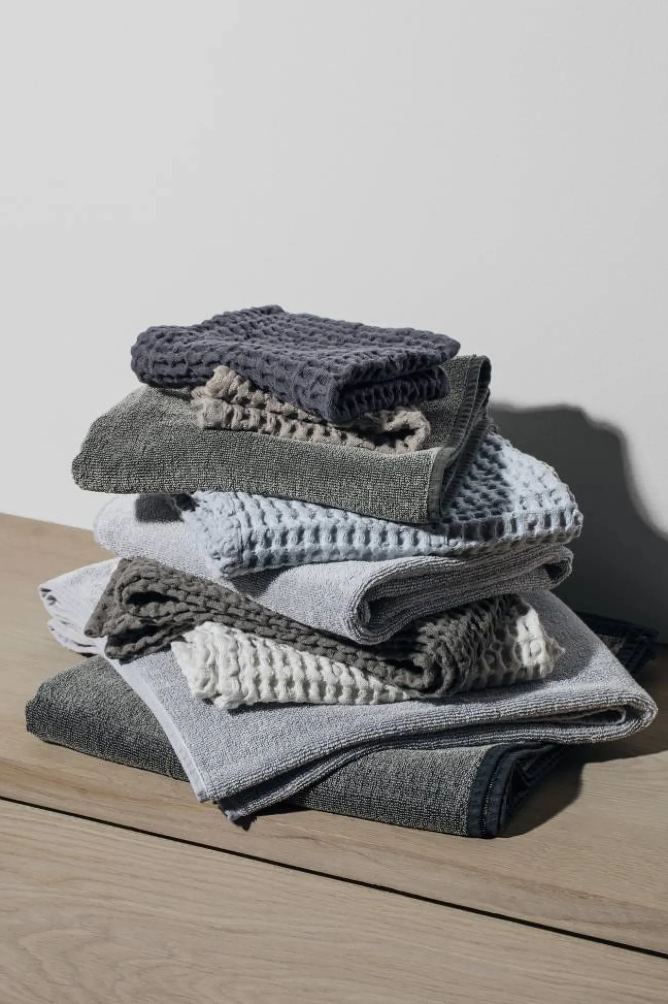 Blomus Towel CARO waffle pattern 50x100 cm color Ashley Blue (69183)