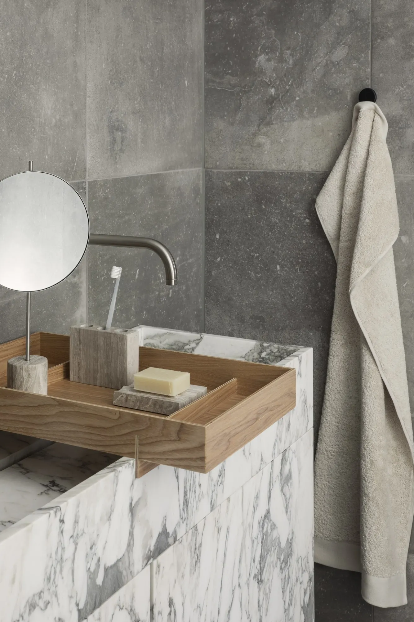 Blomus Towel RIVA 50x100 cm color Moonbeam 700 gr/m² (69125)