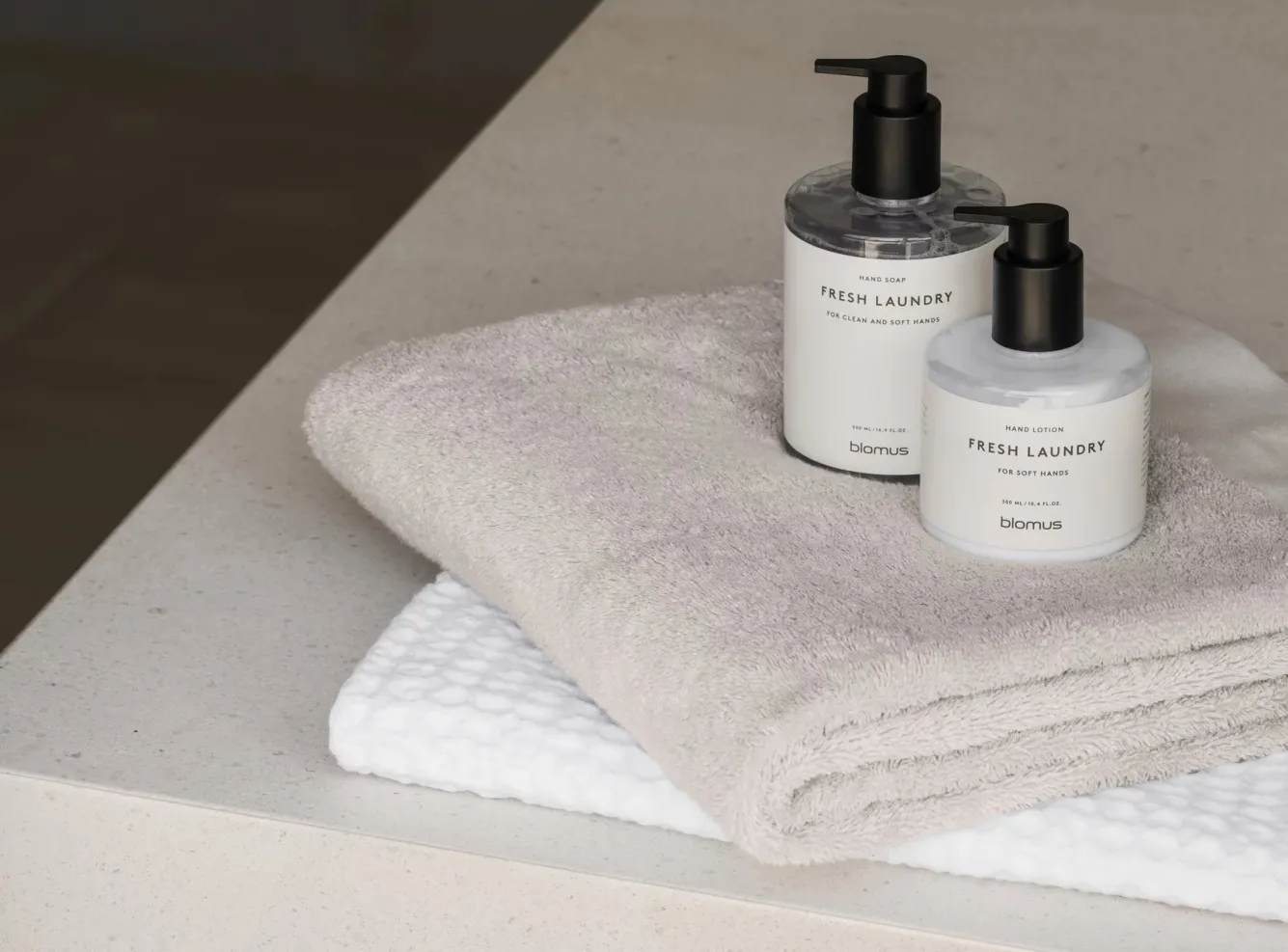 Blomus Towel RIVA 50x100 cm color Moonbeam 700 gr/m² (69125)