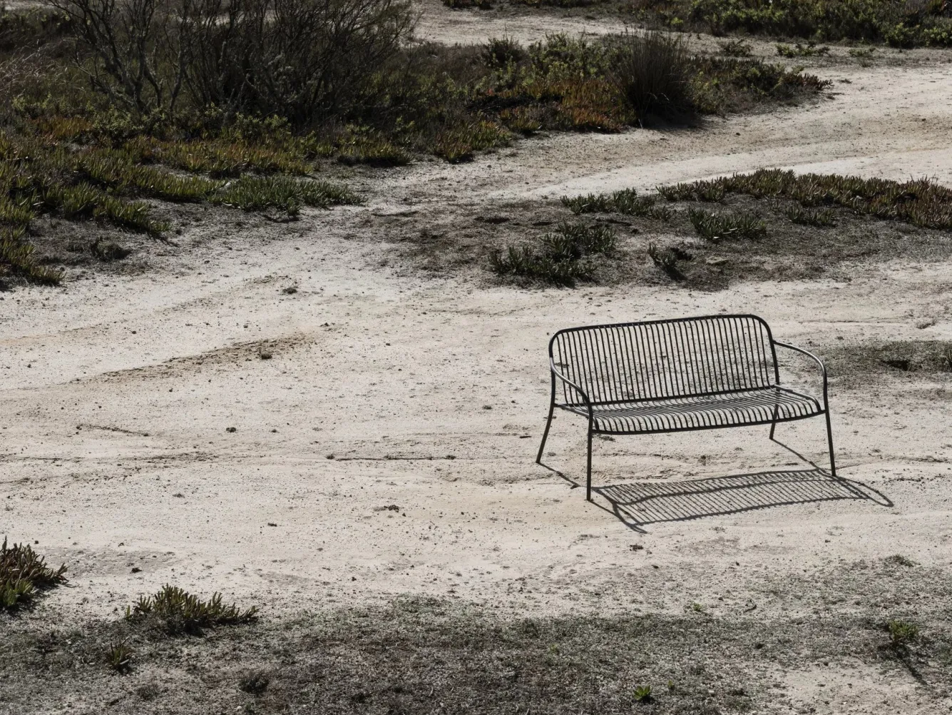 Blomus YUA WIRE garden bench Silk Gray (62183)