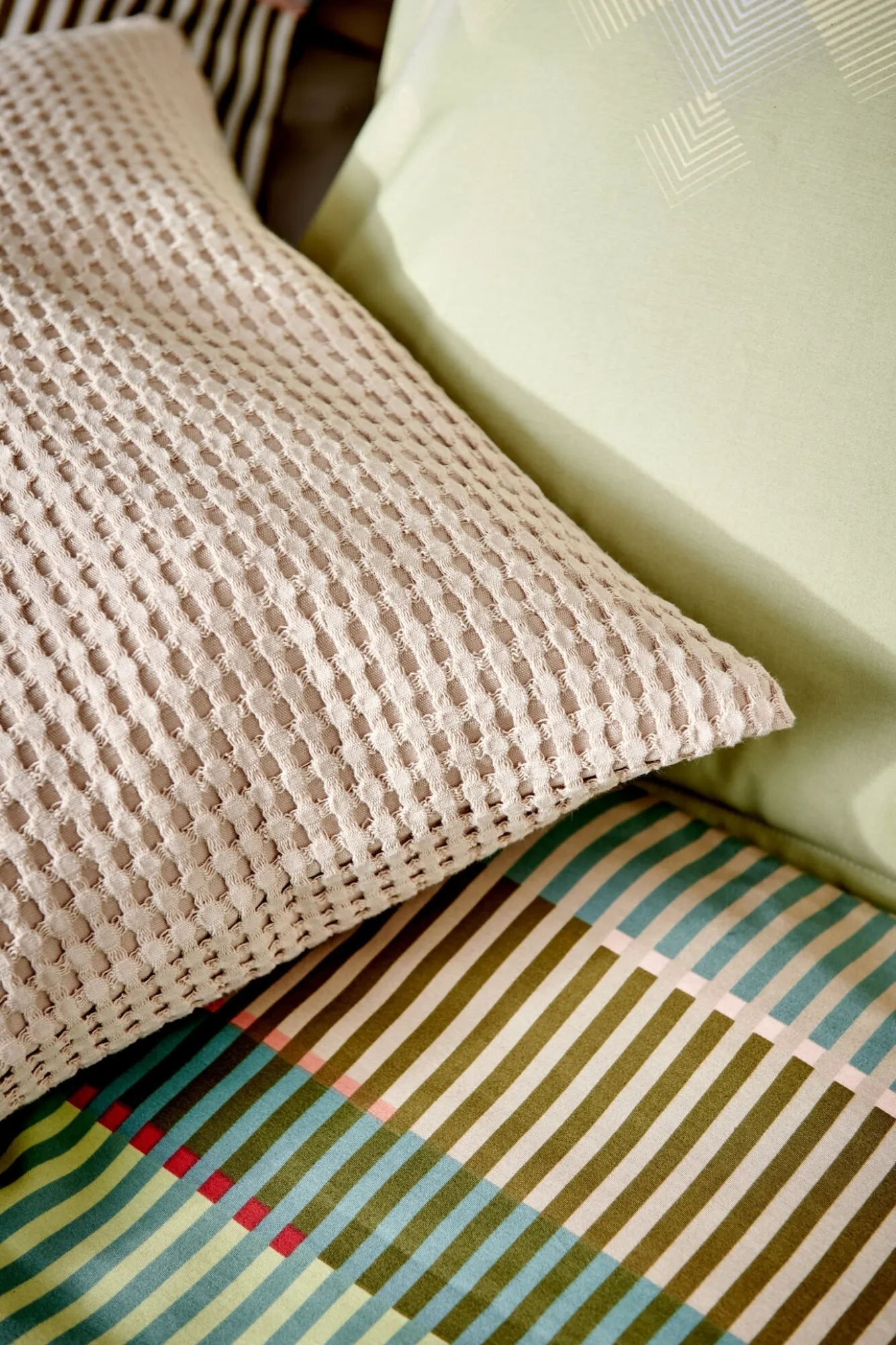 Vandyck Duvet cover OPTIMIST Smoke Green 200x220 cm (satin cotton)