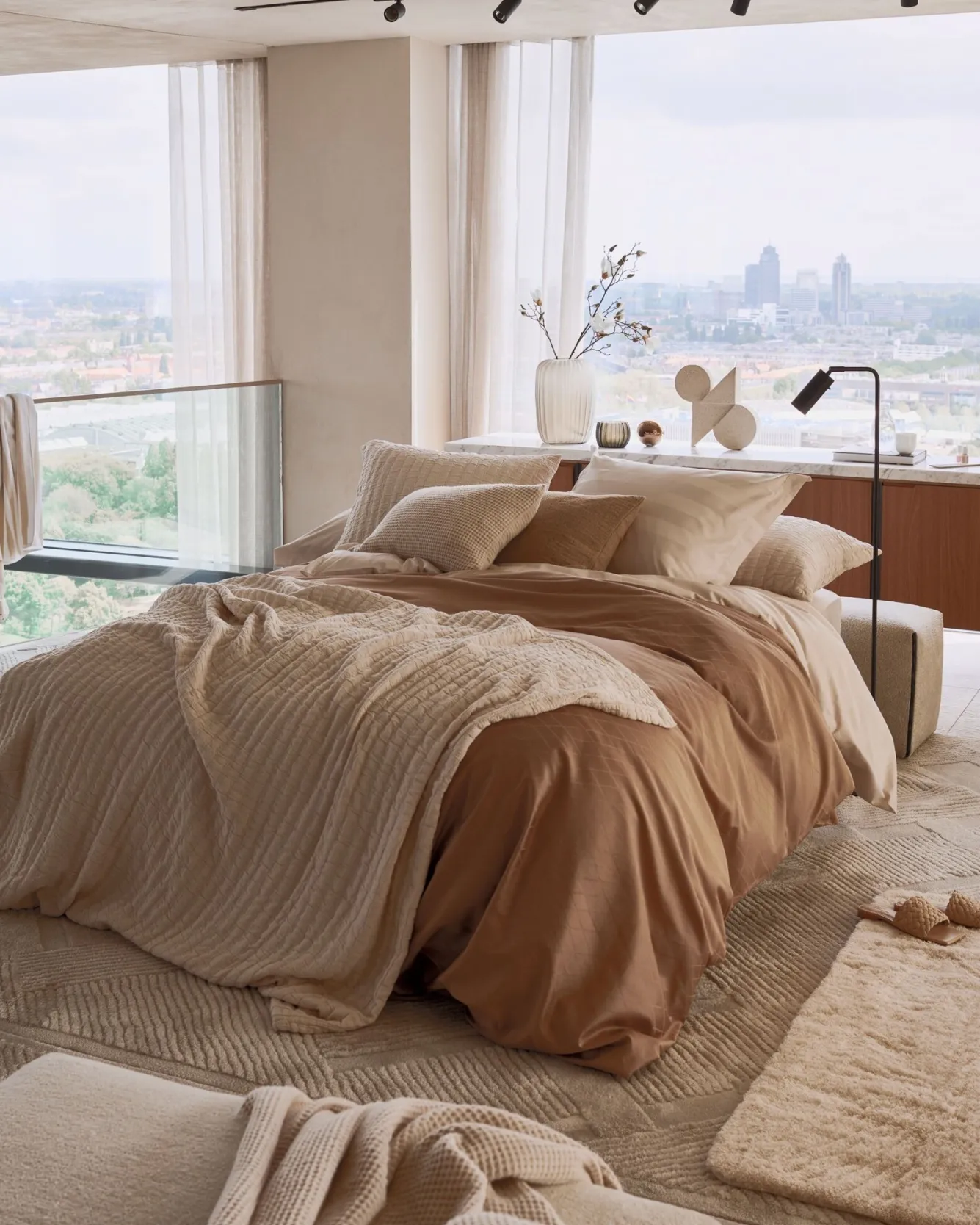 Vandyck Duvet cover PURITY Monaco Caramel 200x220 cm (satin cotton)