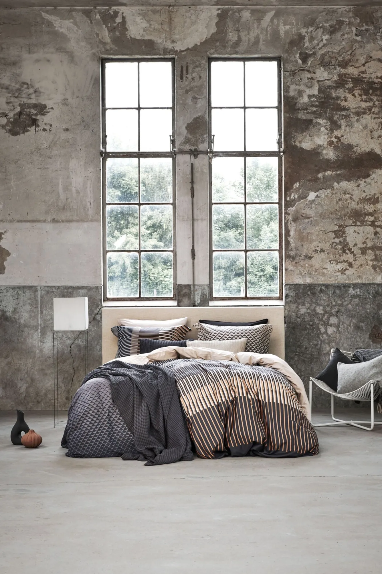 Vandyck Duvet cover WANDER Off Black 140x220 cm (satin cotton)