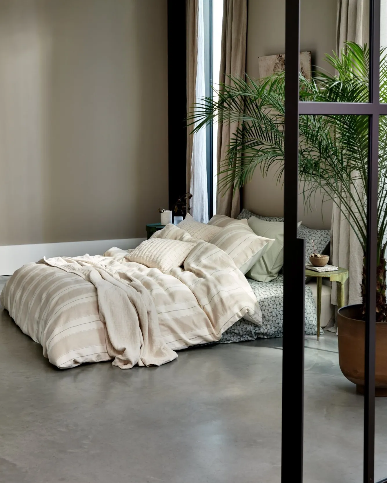 Vandyck Duvet cover PURE 79 Smoke Green 200x220 cm (satin cotton)