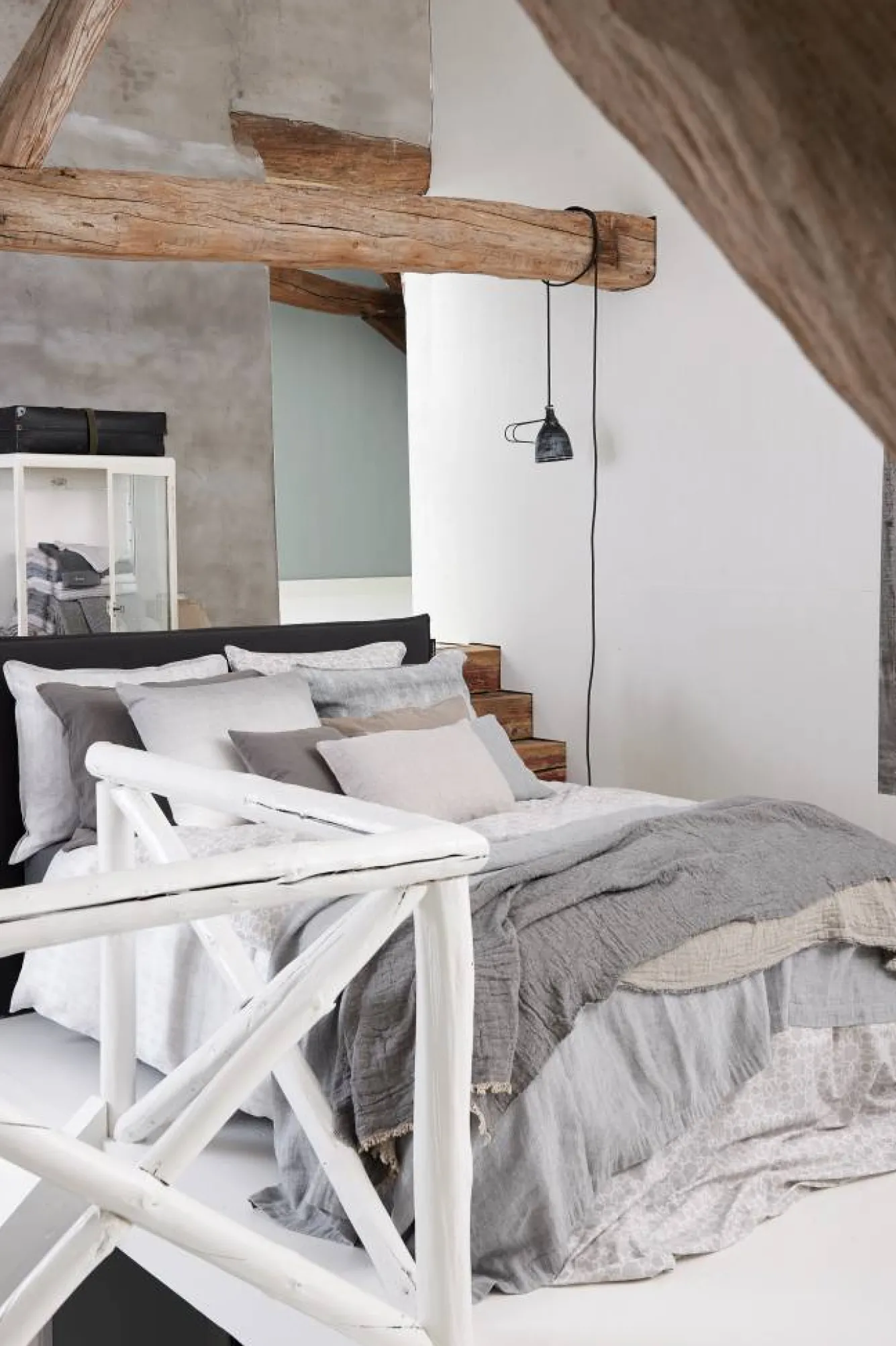 Vandyck HOME 81 throw 130x220 cm grey/sand (HCLO18281)