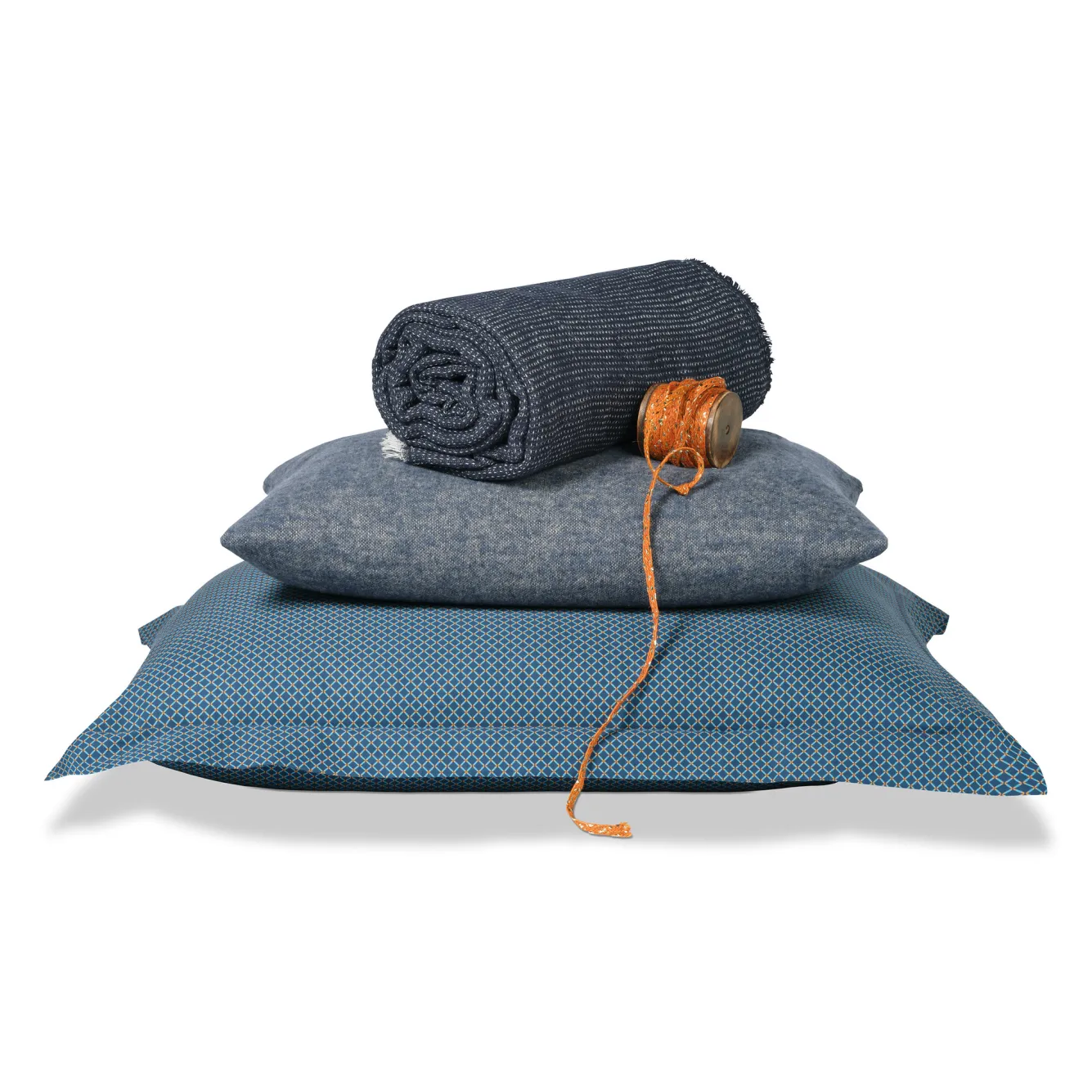 Vandyck HOME 81 throw 130x220 cm Faded Denim (HCLO18281)